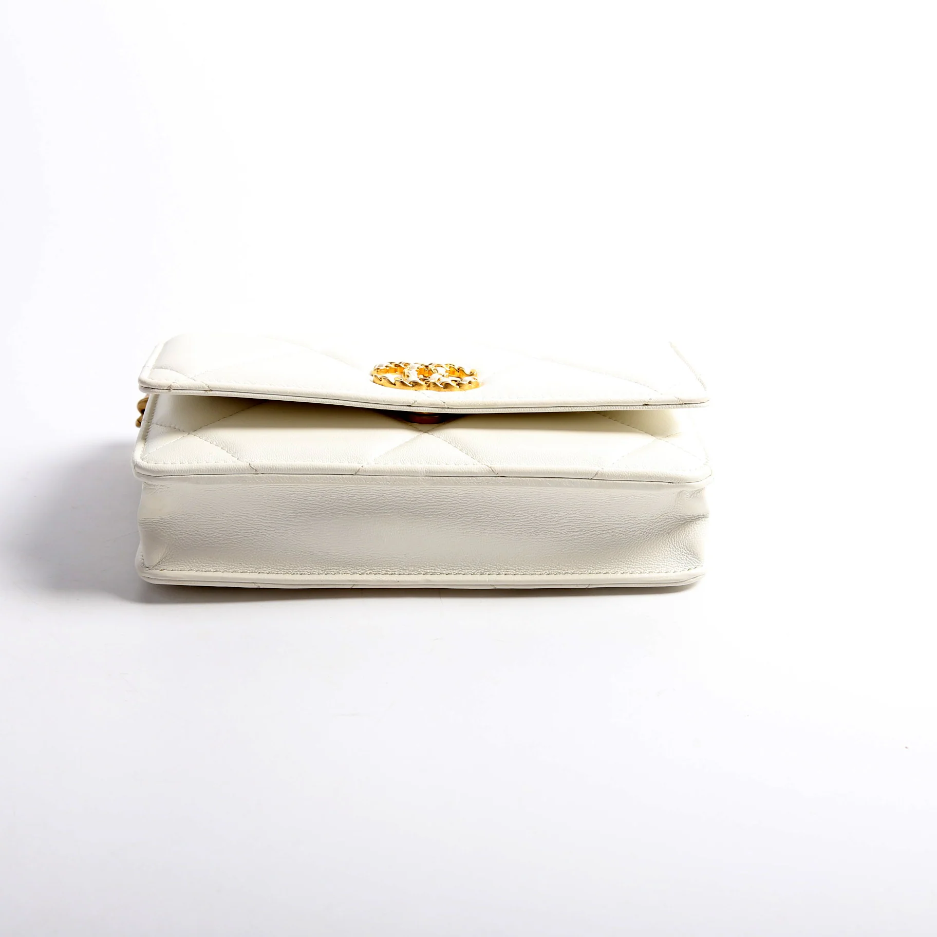 Chanel 19 WOC Quilted Lambskin 30M White - Image 4