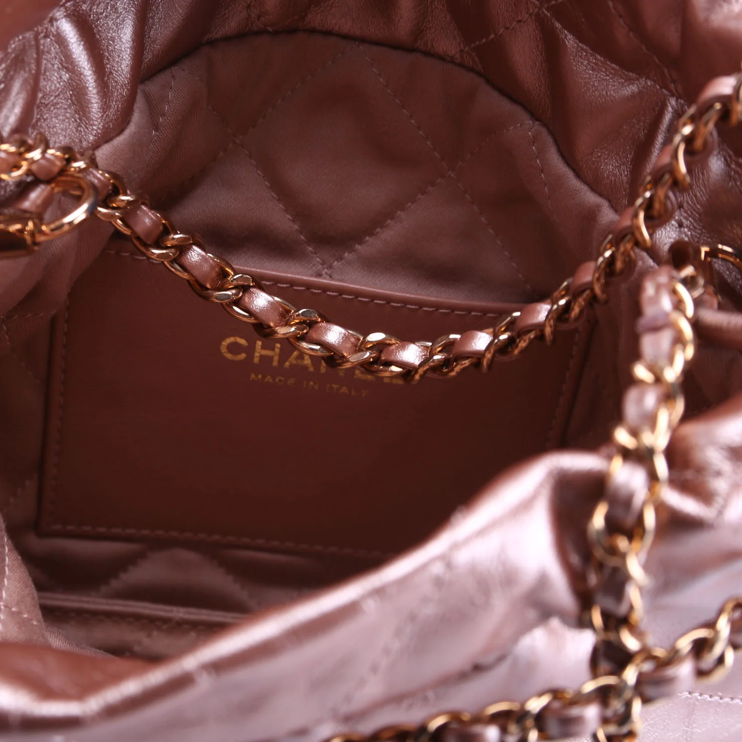 Chanel 22 Mini Metallic Calfskin RFID Pink - Image 7