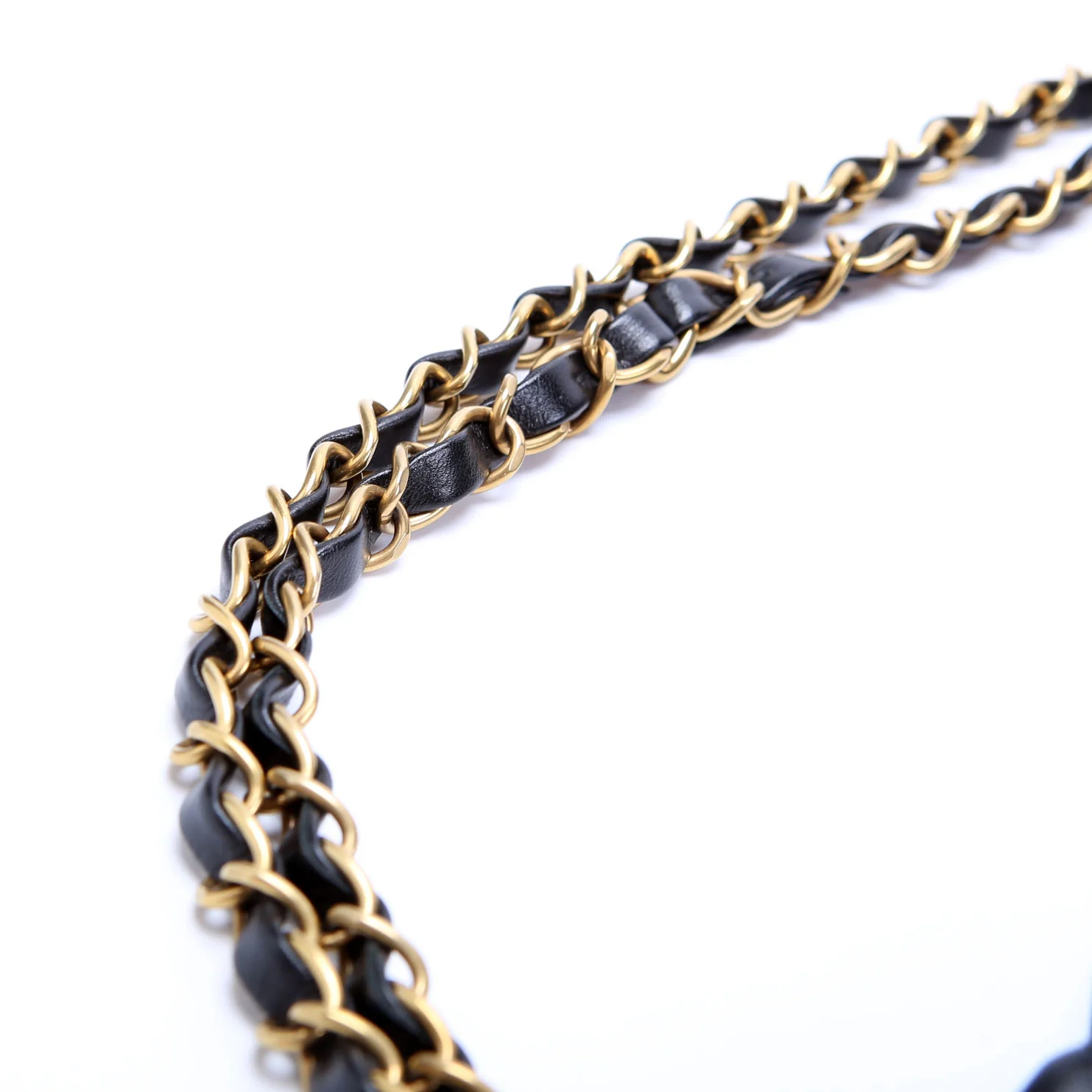 Chanel 22 Quilted Medium Hobo (RFID) Black/Gold - Image 6