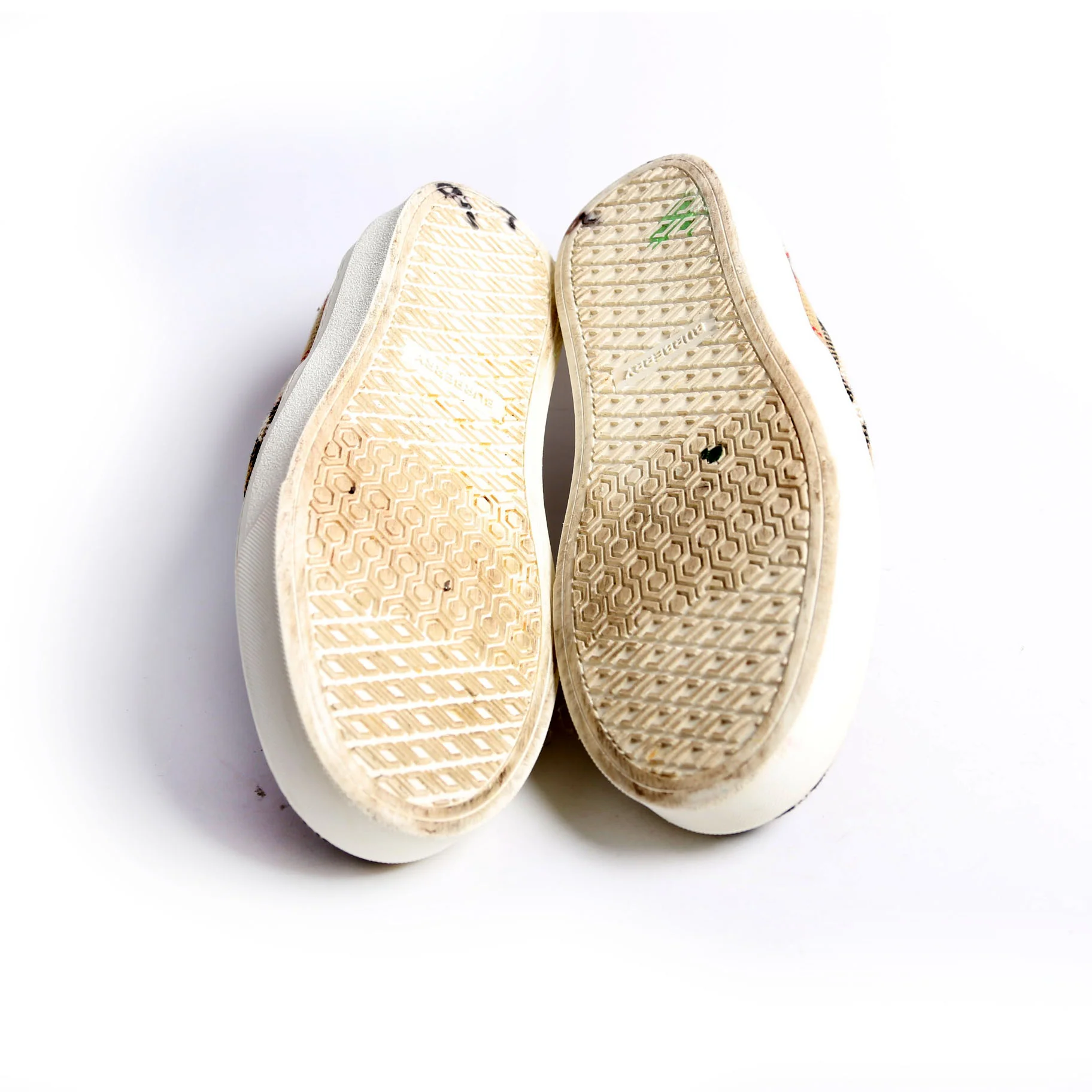 Check Slip On Sneakers Size 37 - Image 11