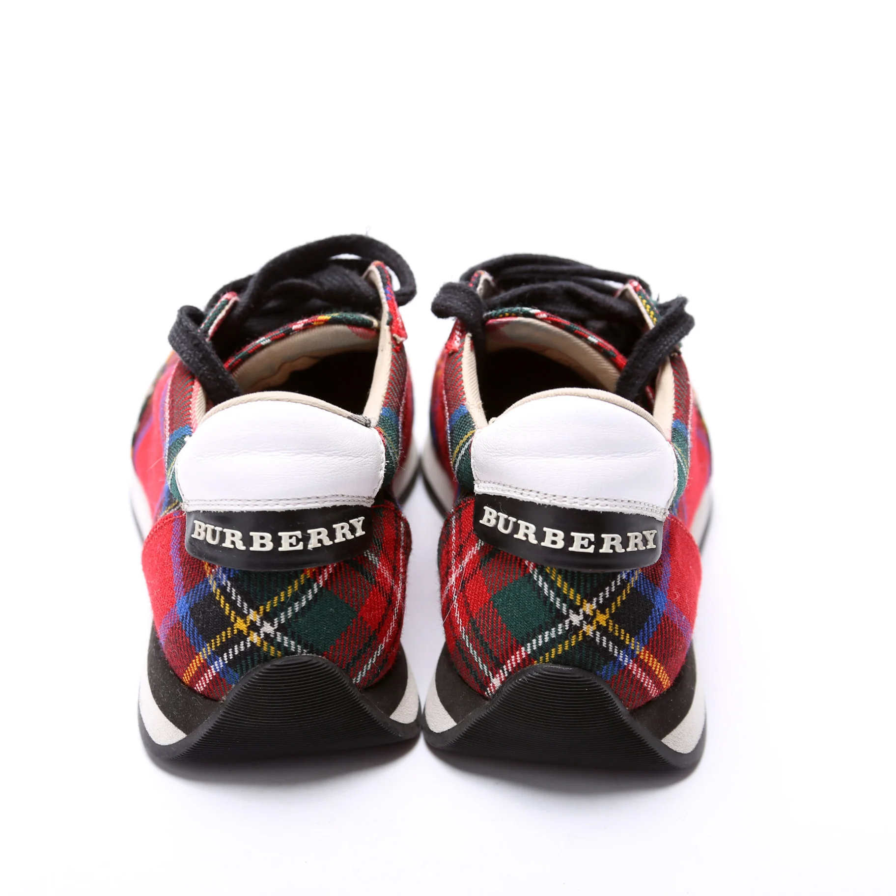 Check Sneakers Size 36 - Image 4