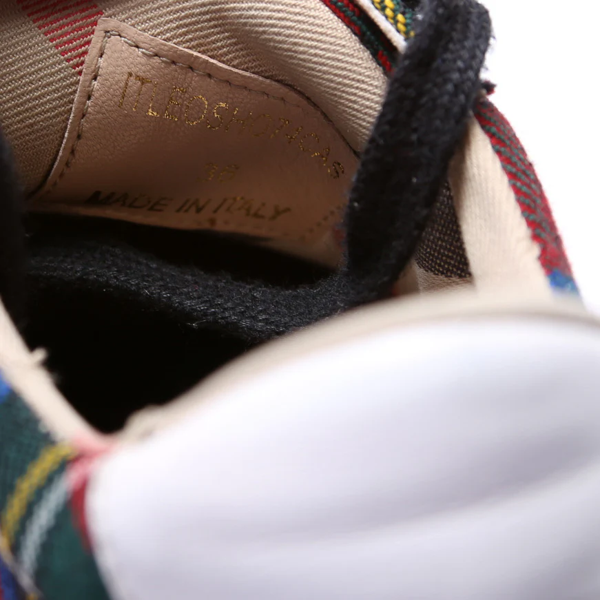 Check Sneakers Size 36 - Image 6