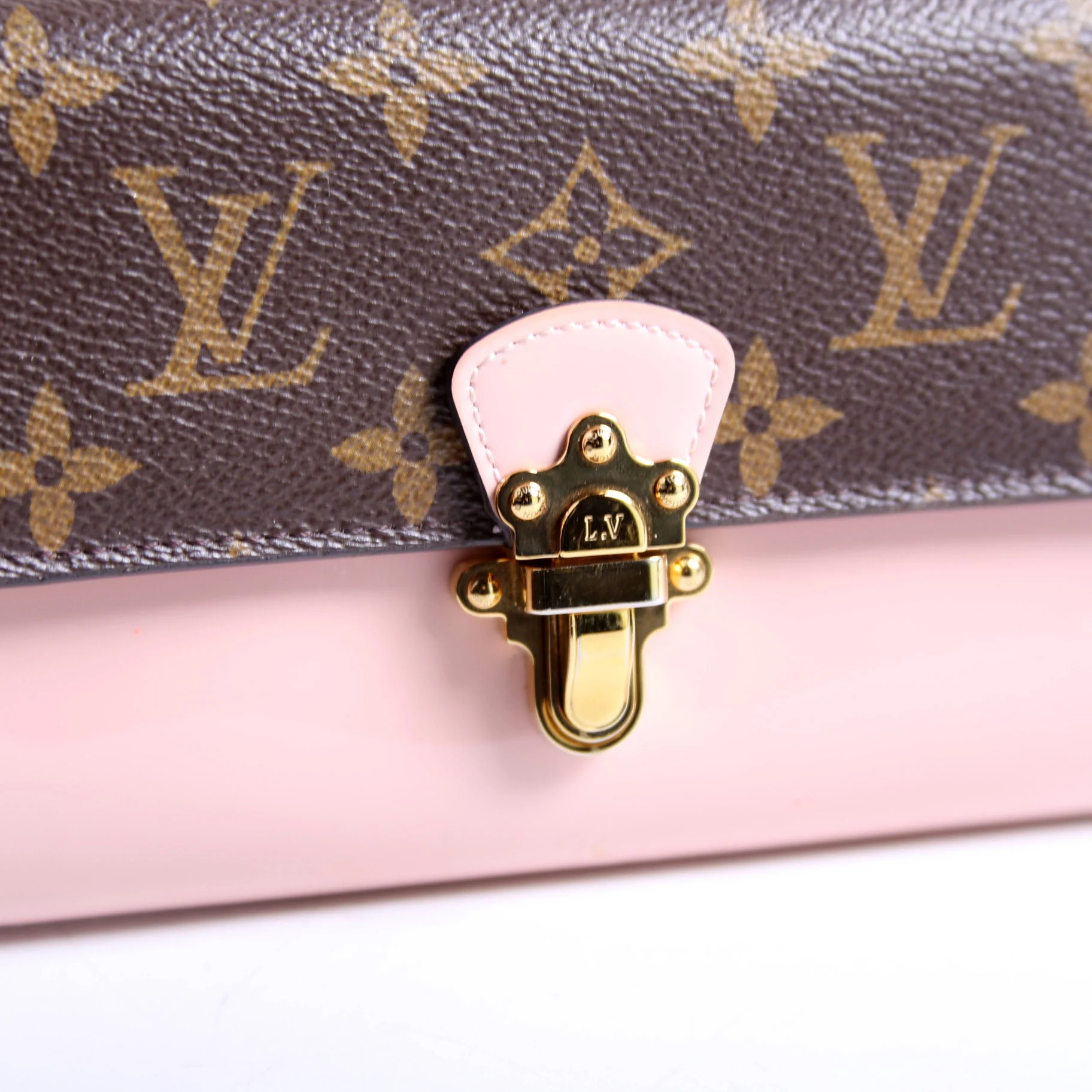 Cherrywood Long Wallet Pink - Image 10
