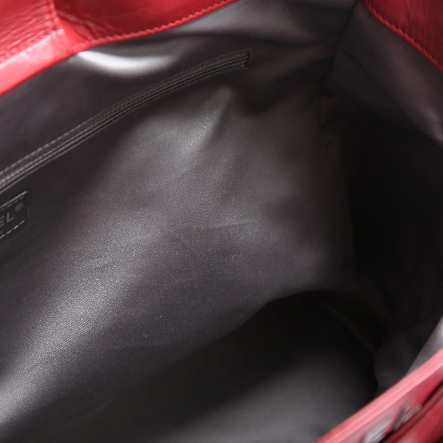 Chocolate Bar Tote Large 11M Red - Image 13