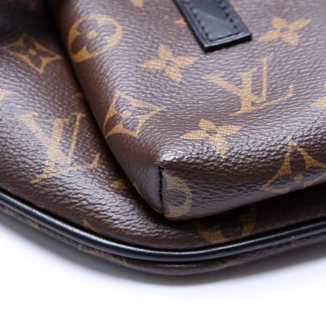 Christopher Bumbag Monogram Macassar - Image 5