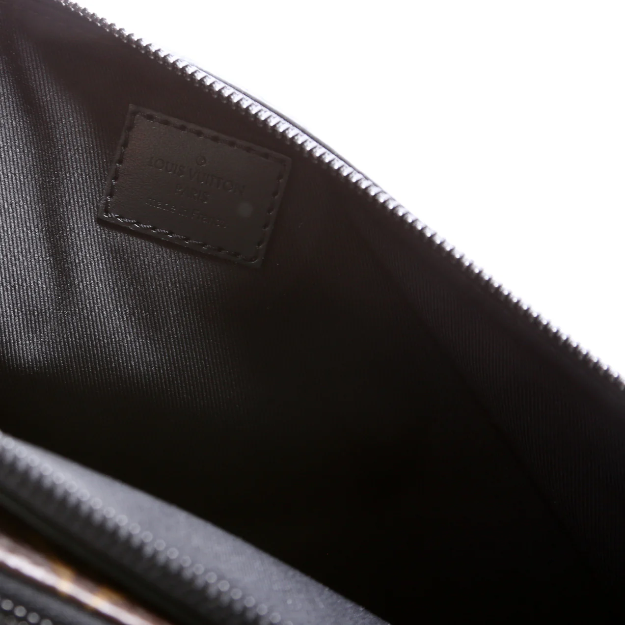 Christopher Bumbag Monogram Macassar - Image 8