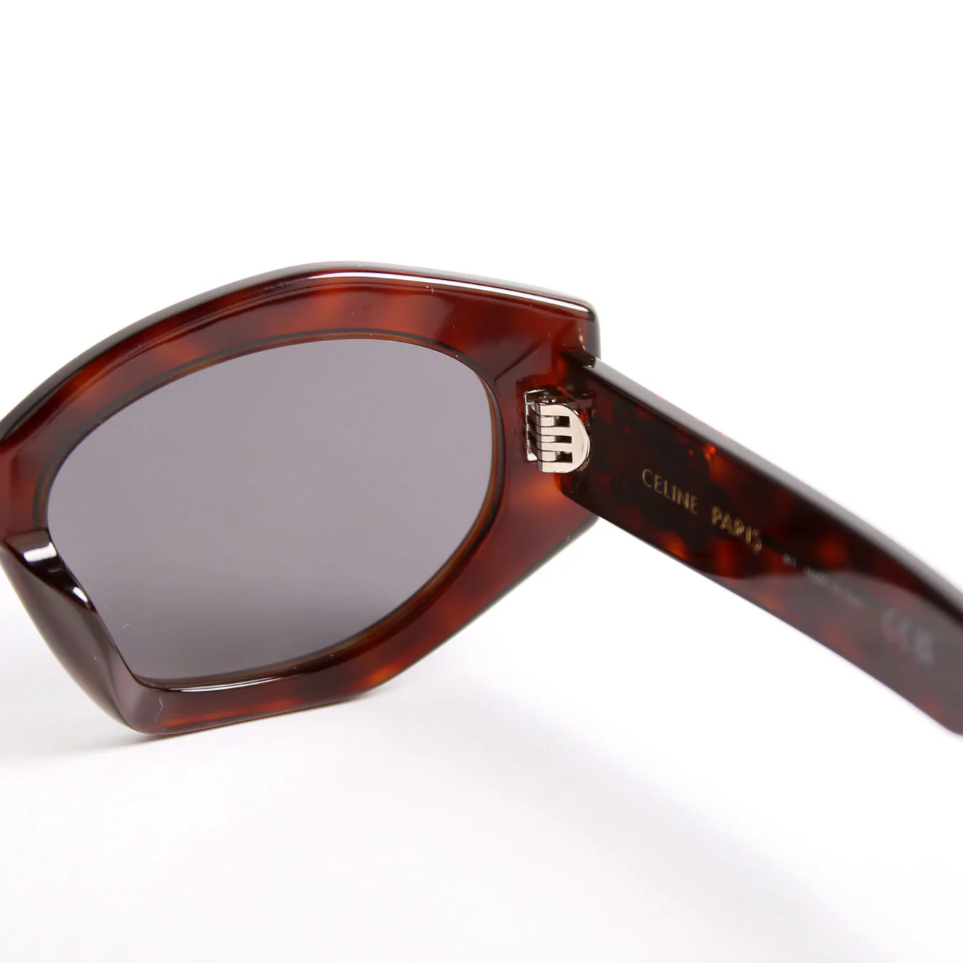 CL40238U Triomphe Cat Eye - Image 7