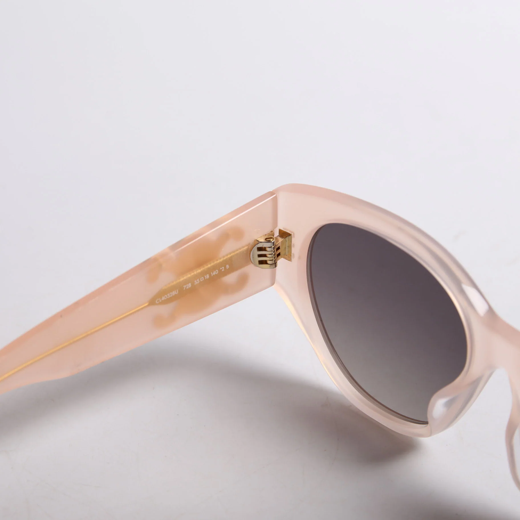 CL40328U Triomphe Sunglasses Pink - Image 7