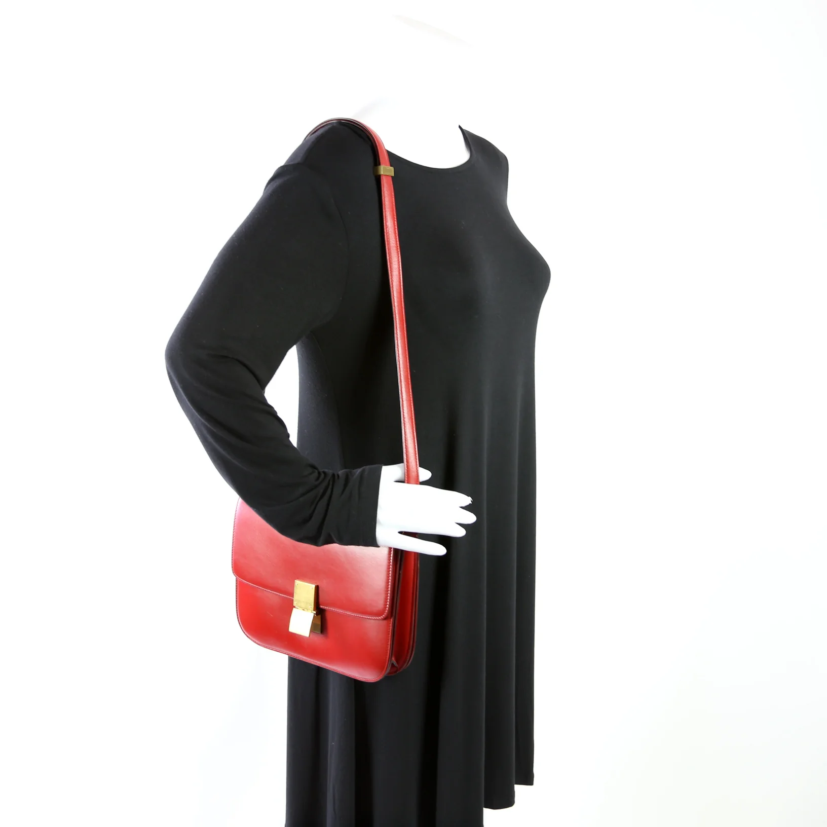 Classic Box Bag Medium - Image 12