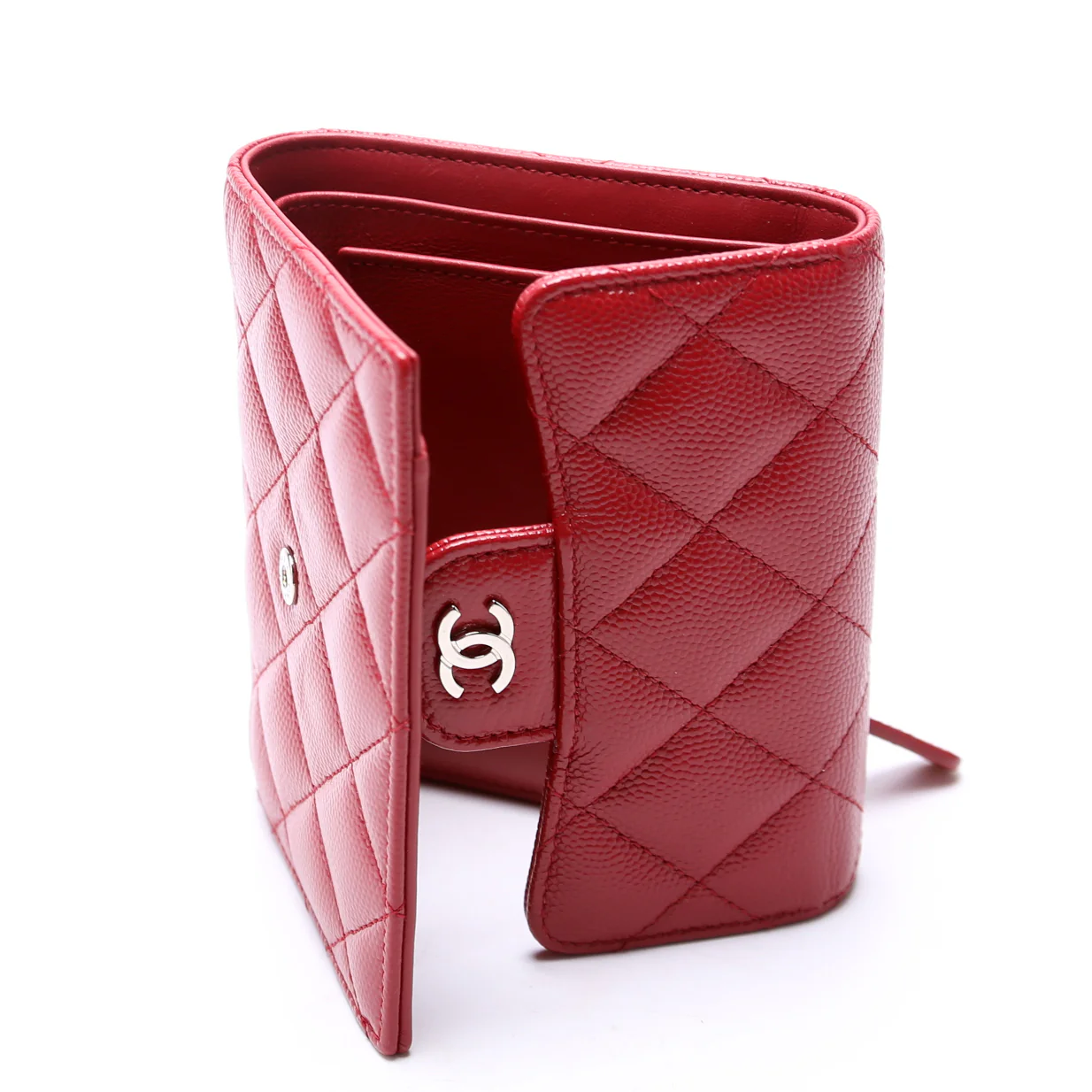 Classic Compact Flap Wallet Caviar 24m - Image 6