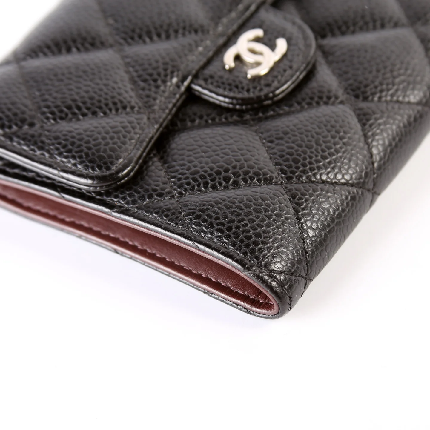 Classic Compact Flap Wallet Caviar 24m - Image 6
