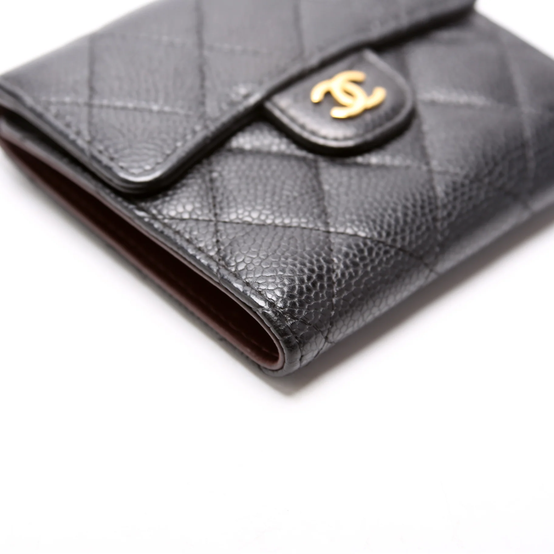Classic Compact Flap Wallet Caviar 25M Black - Image 5