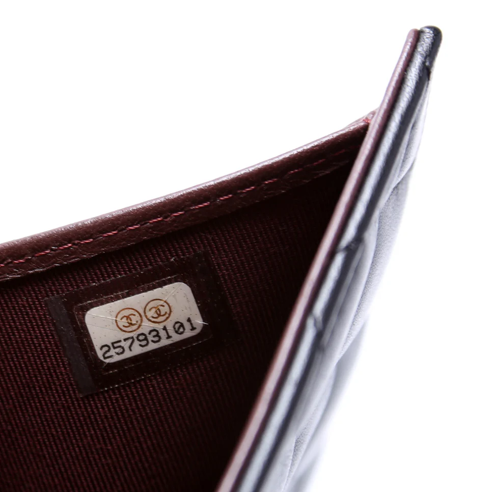 Classic Compact Flap Wallet Lambskin 25M - Image 9