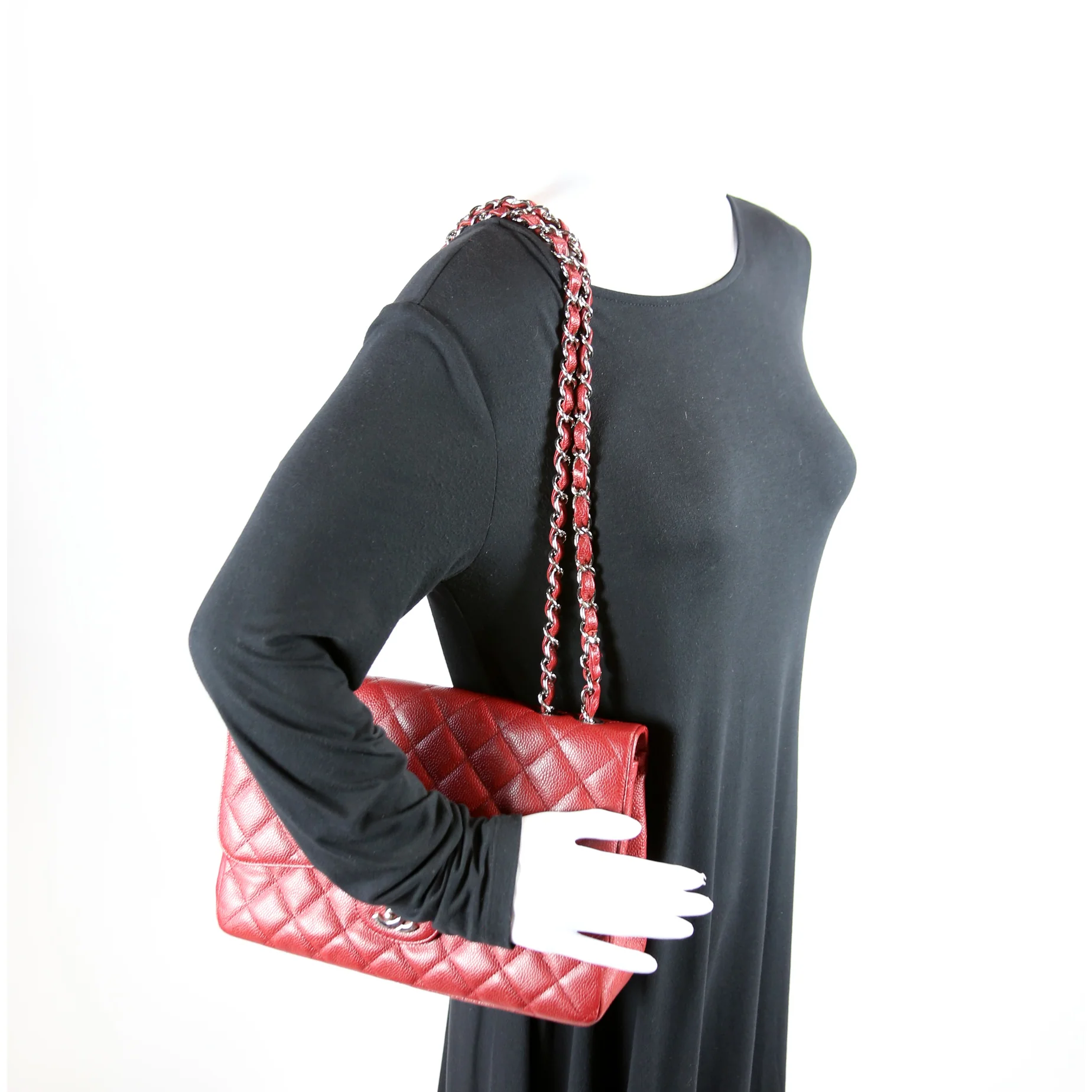 Classic Flap Jumbo Caviar 10-13M - Image 11