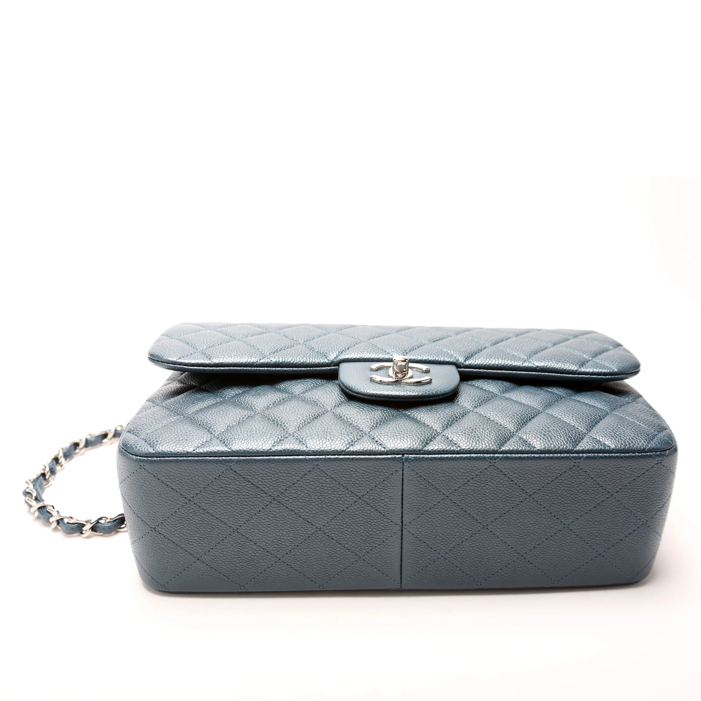 Classic Flap Jumbo Caviar 20M - Image 4
