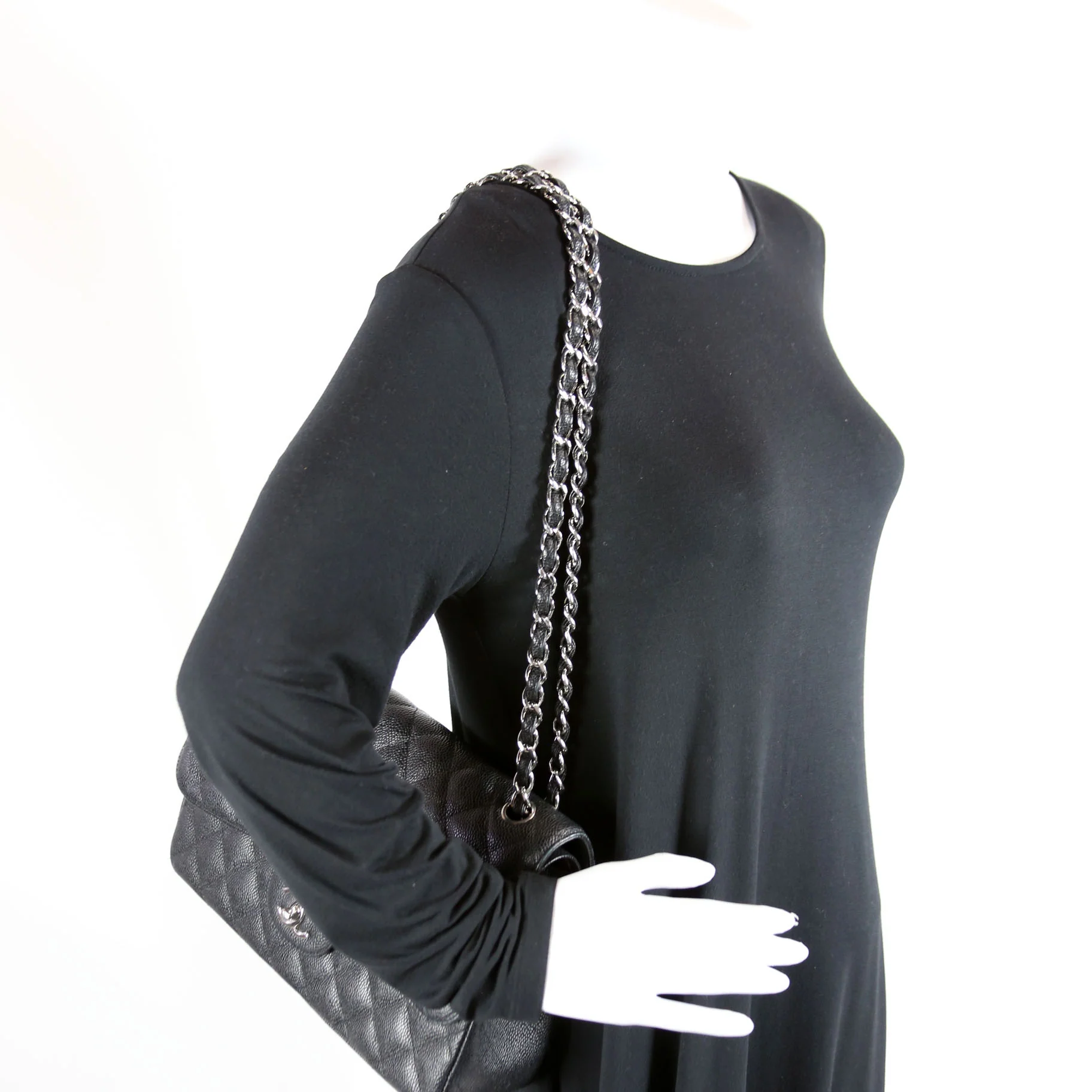 Classic Flap Jumbo Caviar 25-28M - Image 11