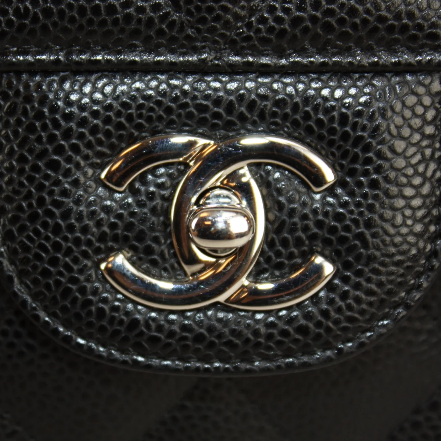 Classic Flap Jumbo Caviar Black 25-28M - Image 6