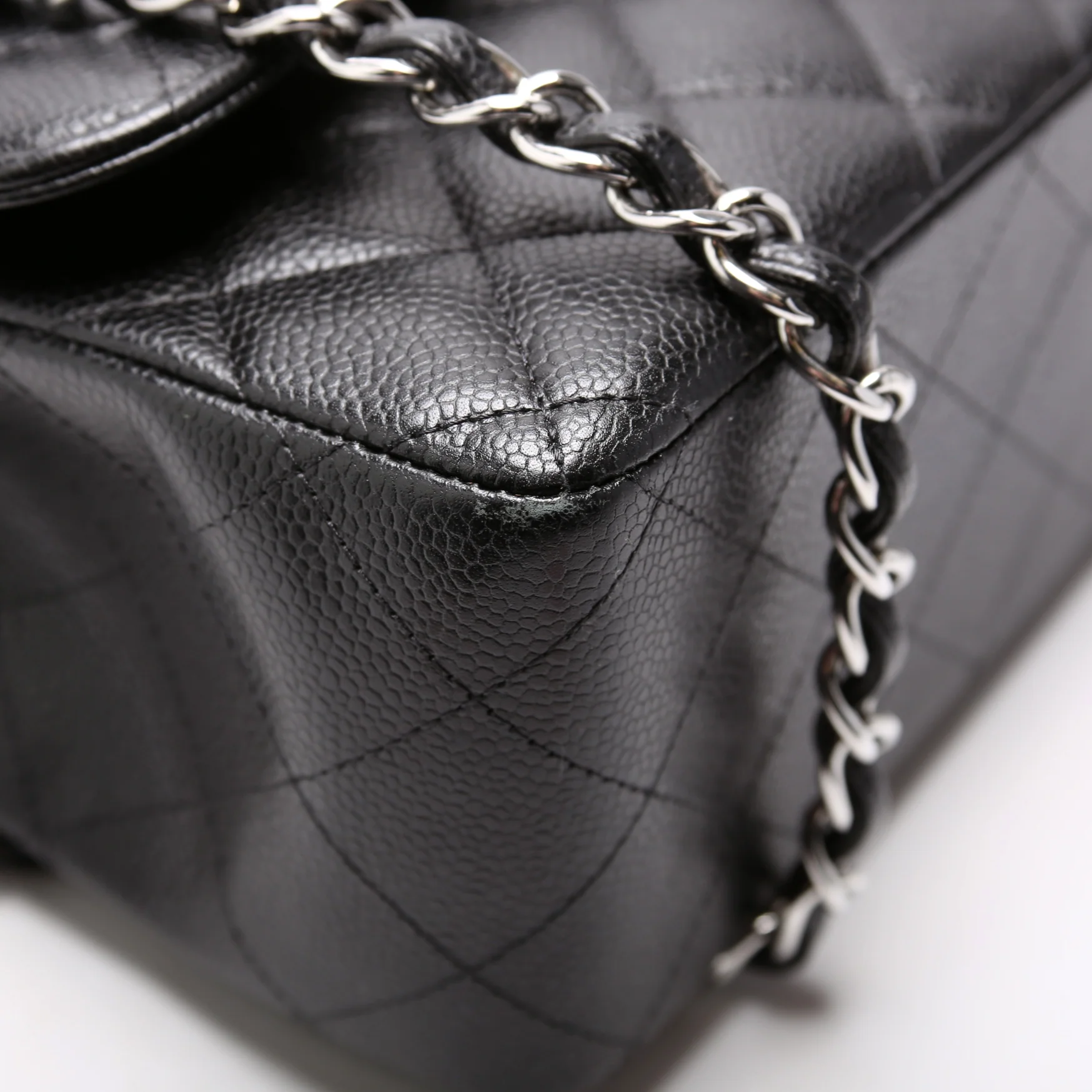 Classic Flap Jumbo Caviar RFID Black - Image 5