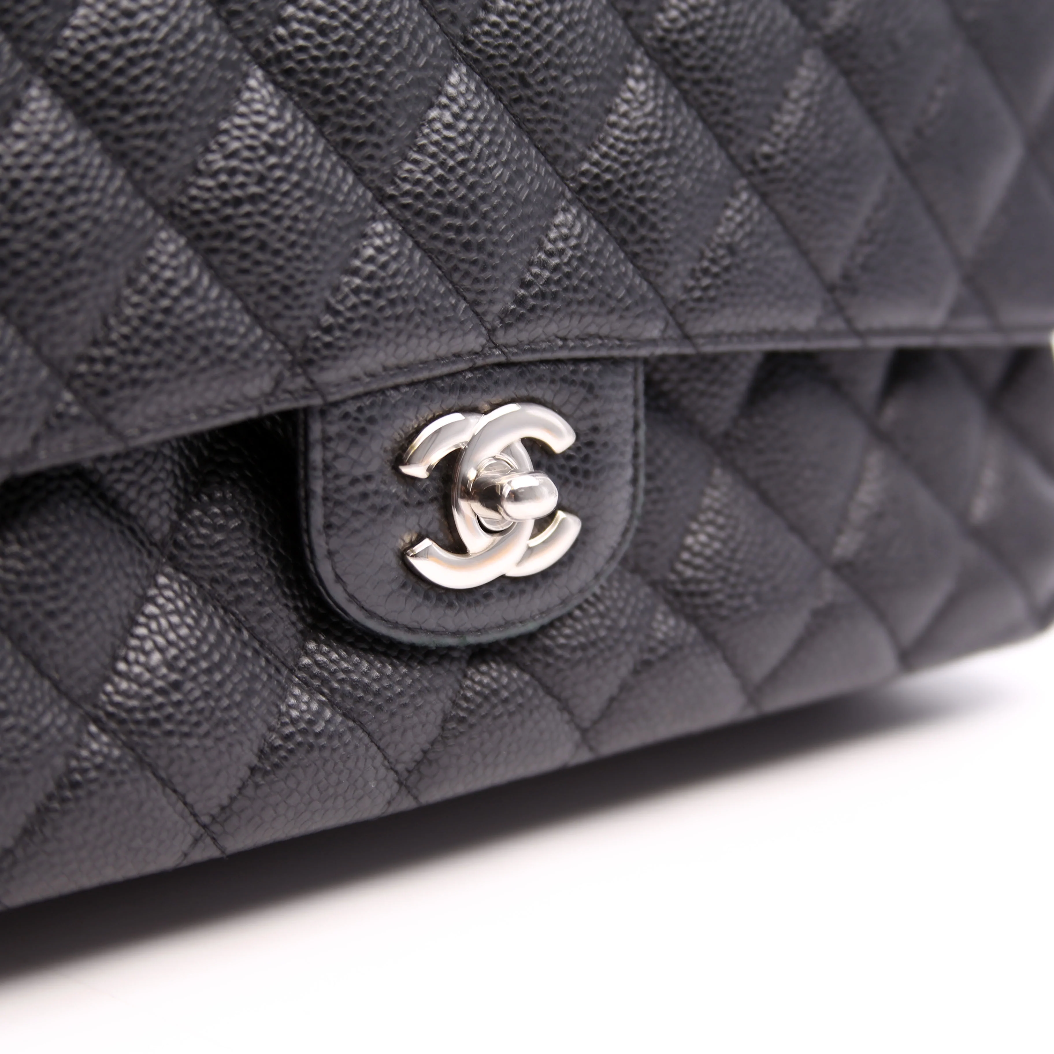 Classic Flap Medium Caviar Black - Image 10