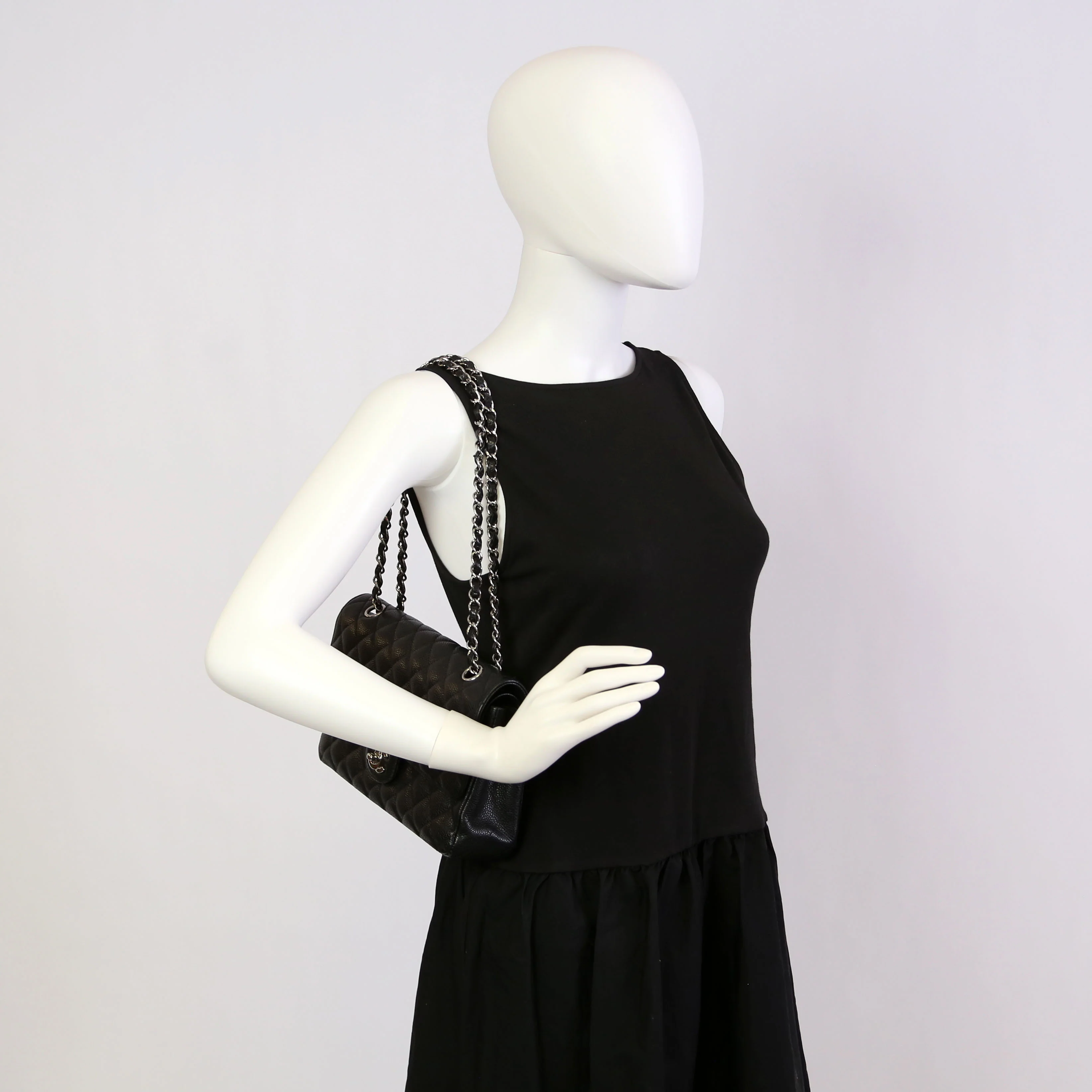 Classic Flap Medium Caviar Black - Image 13