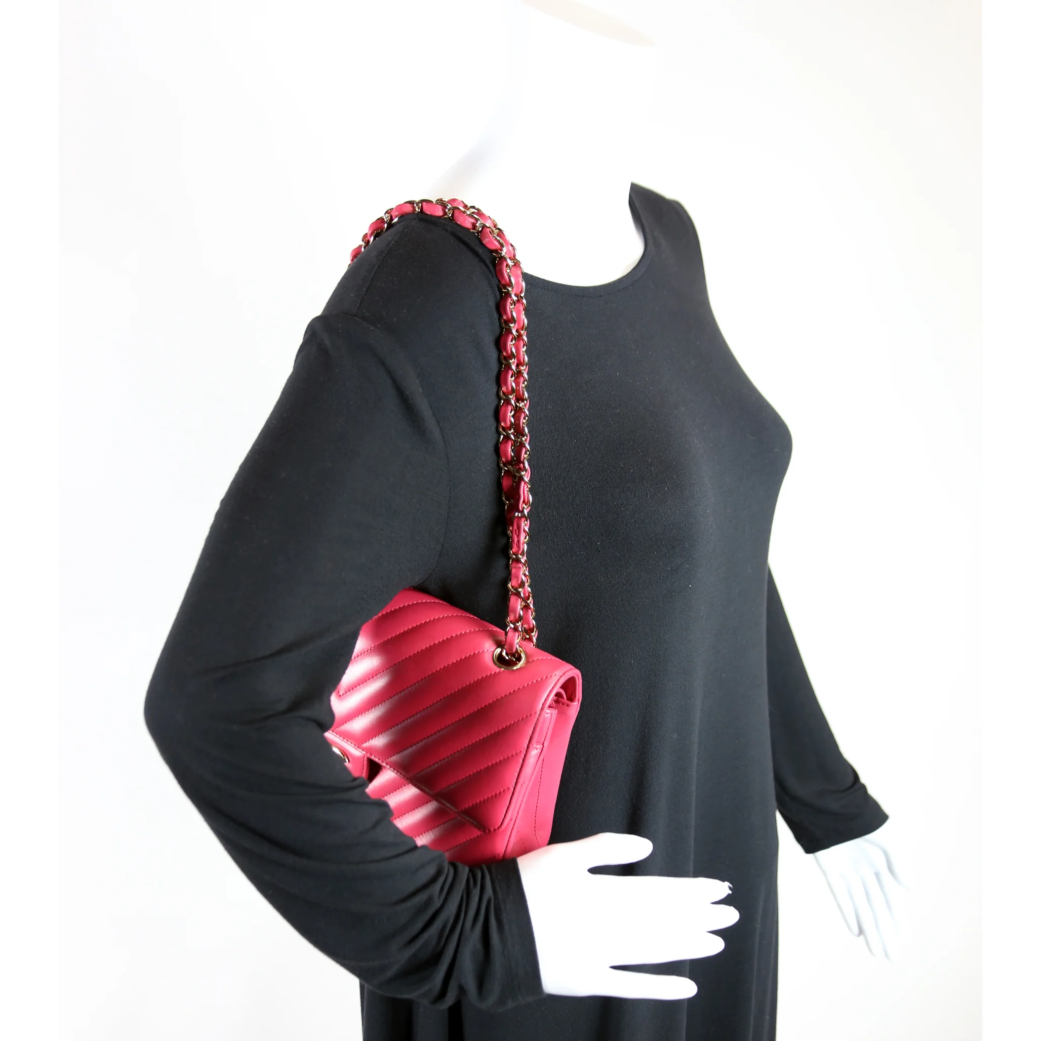 Classic Flap Medium Chevron Lambskin 29-32M Pink - Image 9