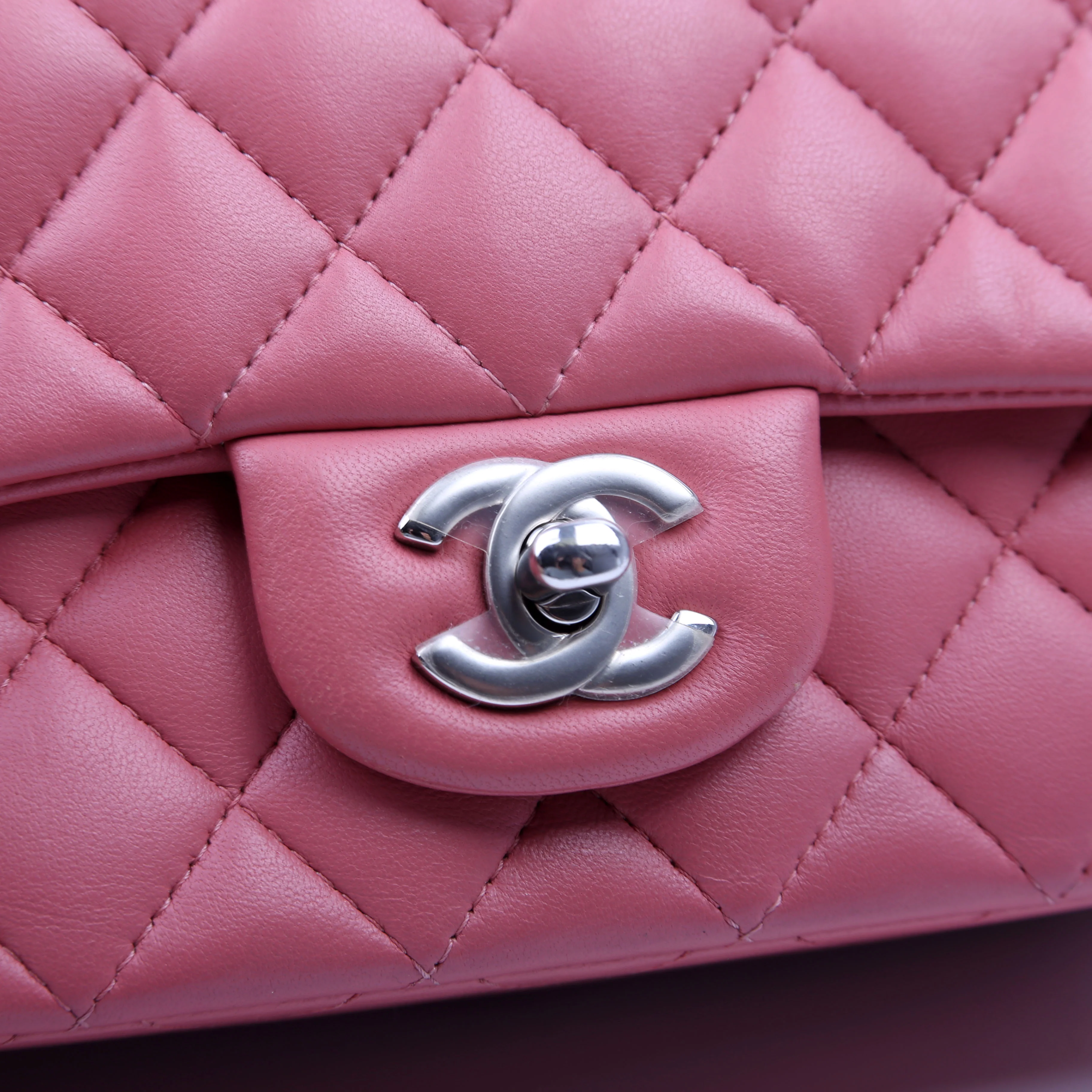 Classic Flap Mini Rectangle Lambskin Pink 28M - Image 9