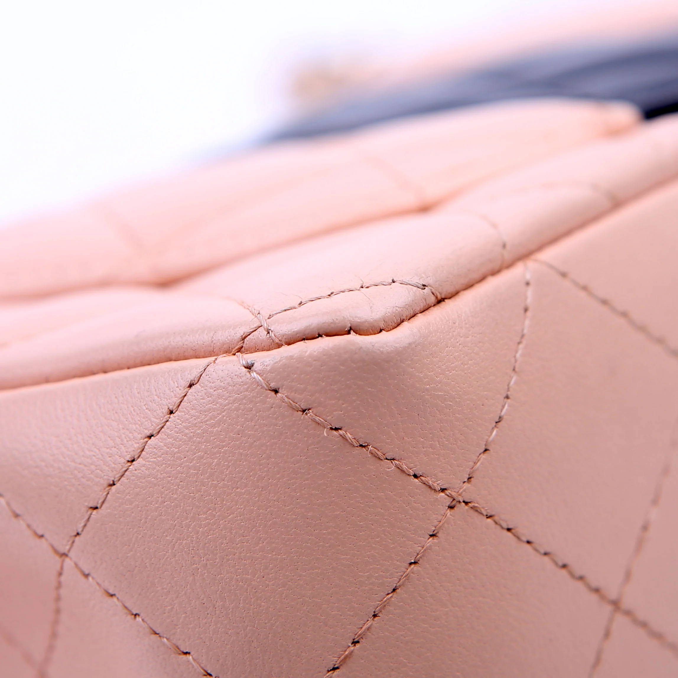 Classic Flap Mini Rectangle Lambskin RFID Black/Pink - Image 7