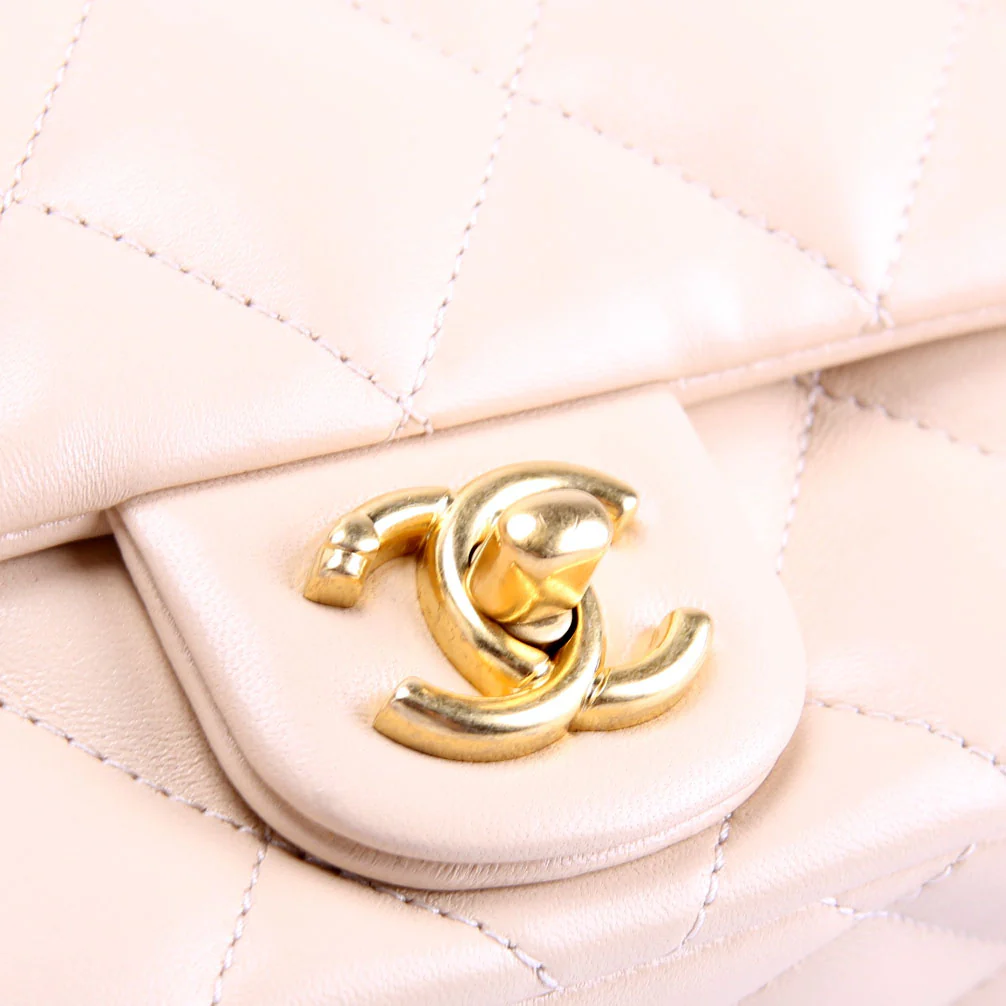 Classic Flap Mini Sweetheart Chain Caviar RFID Beige - Image 6