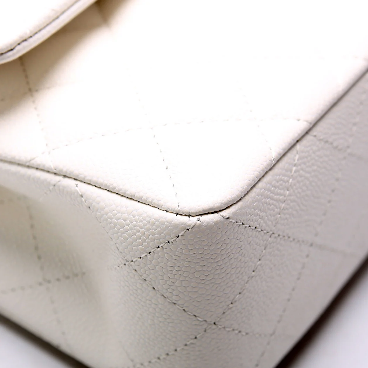 Classic Flap Small Caviar White - Image 5