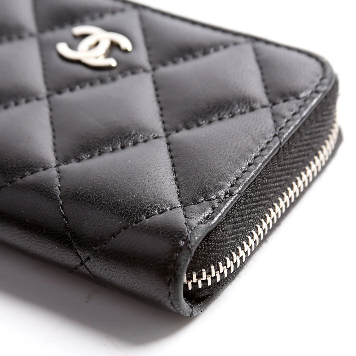 Classic Quilted Zippy Coin Purse Lambskin Black - Image 12