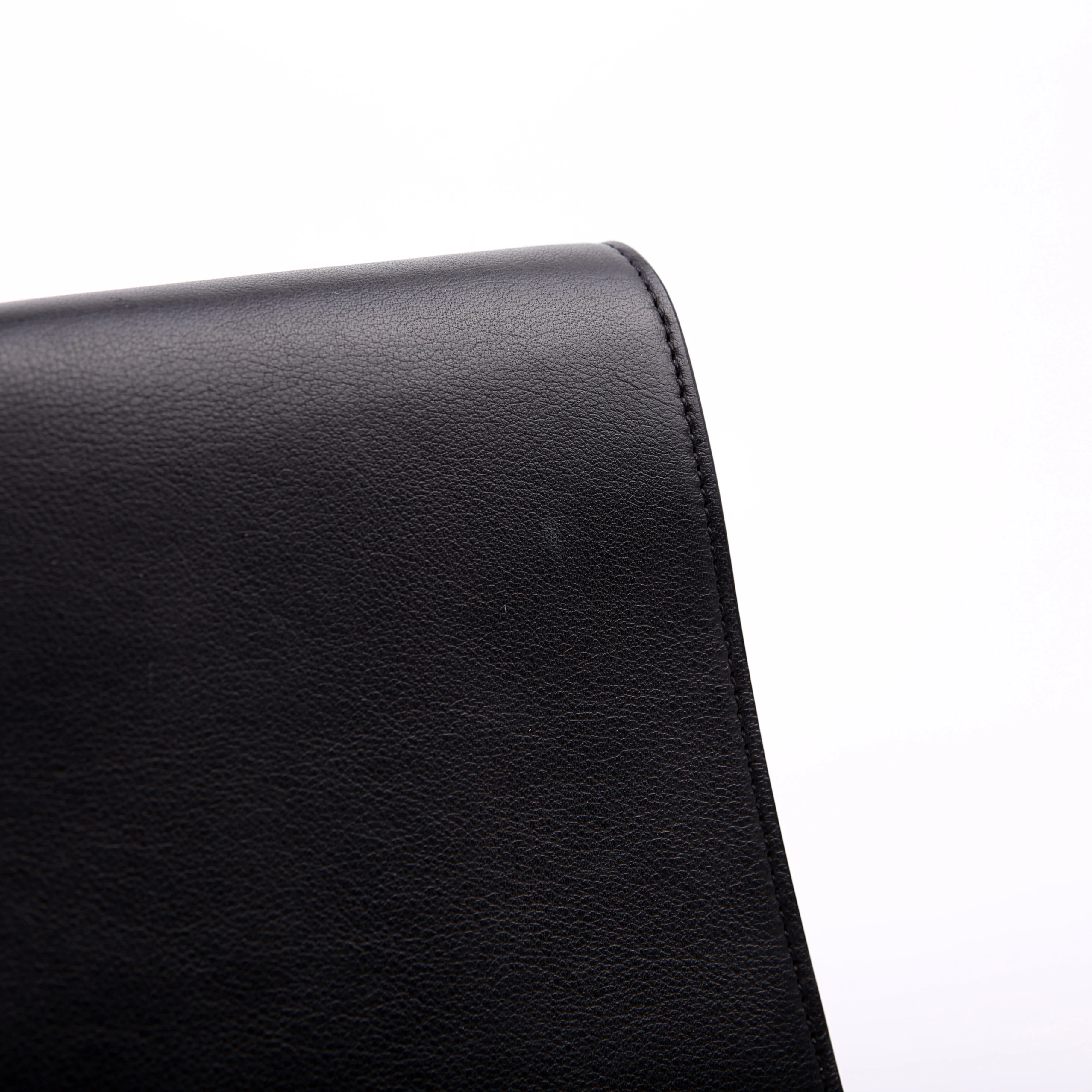 Classic Y Ligne Clutch Smooth Leather Black - Image 8