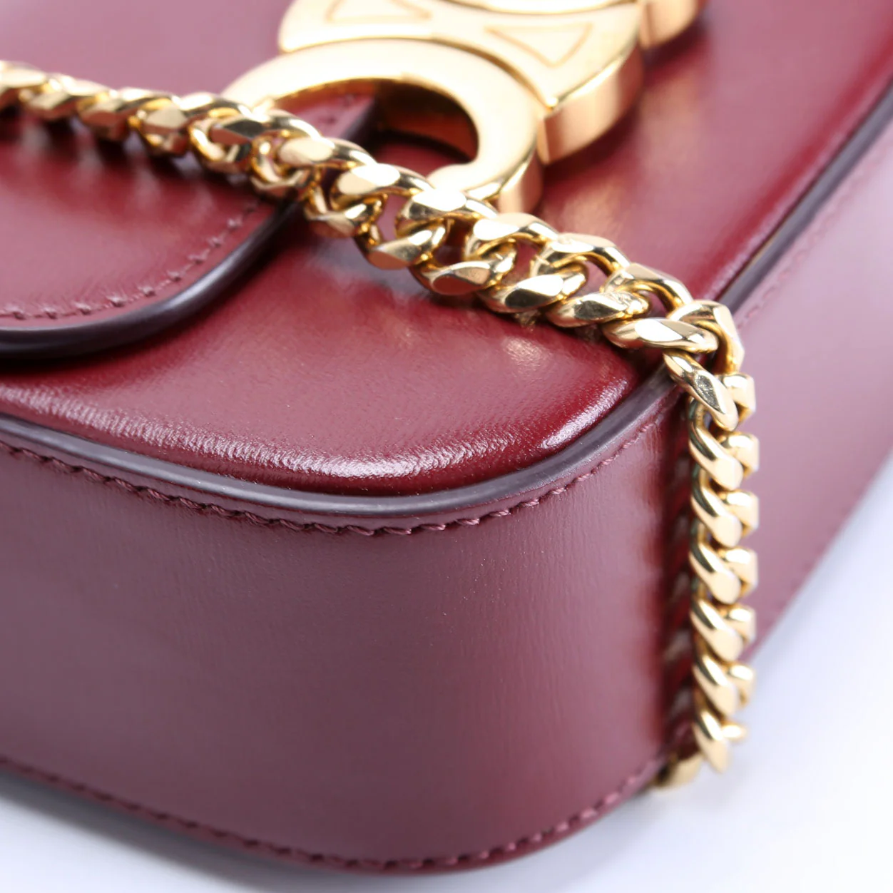 Claude Mini Chain Shiny Calfskin Burgundy/Gold - Image 5