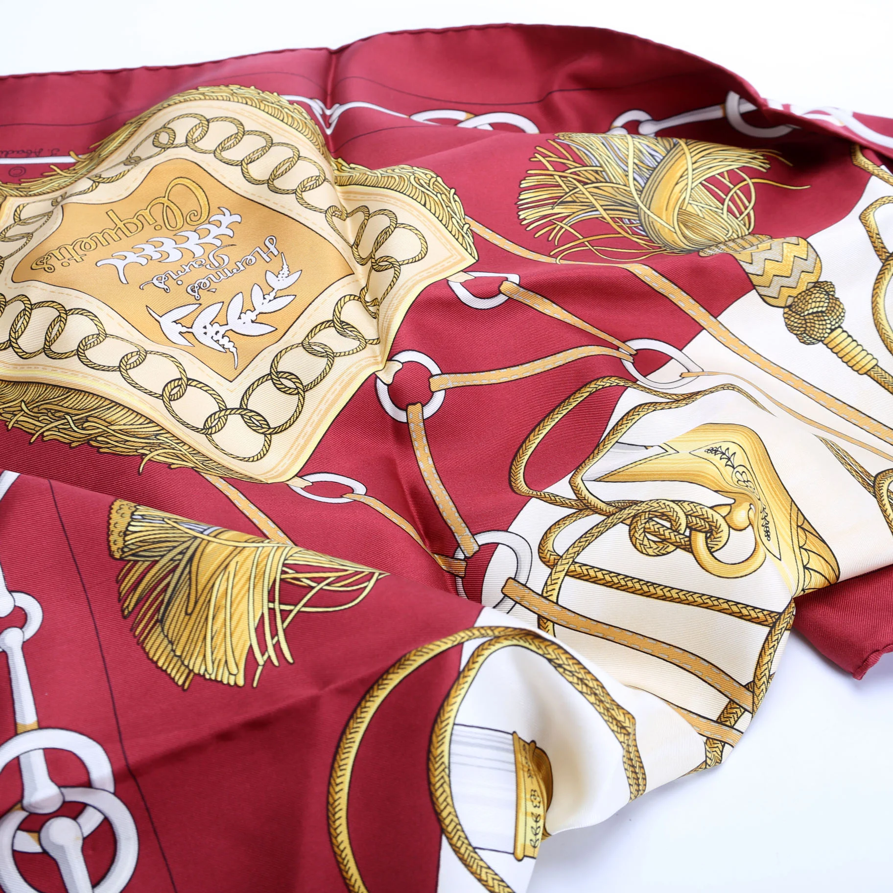 Cliquetis 90 Silk Scarf Red/Multicolor - Image 4
