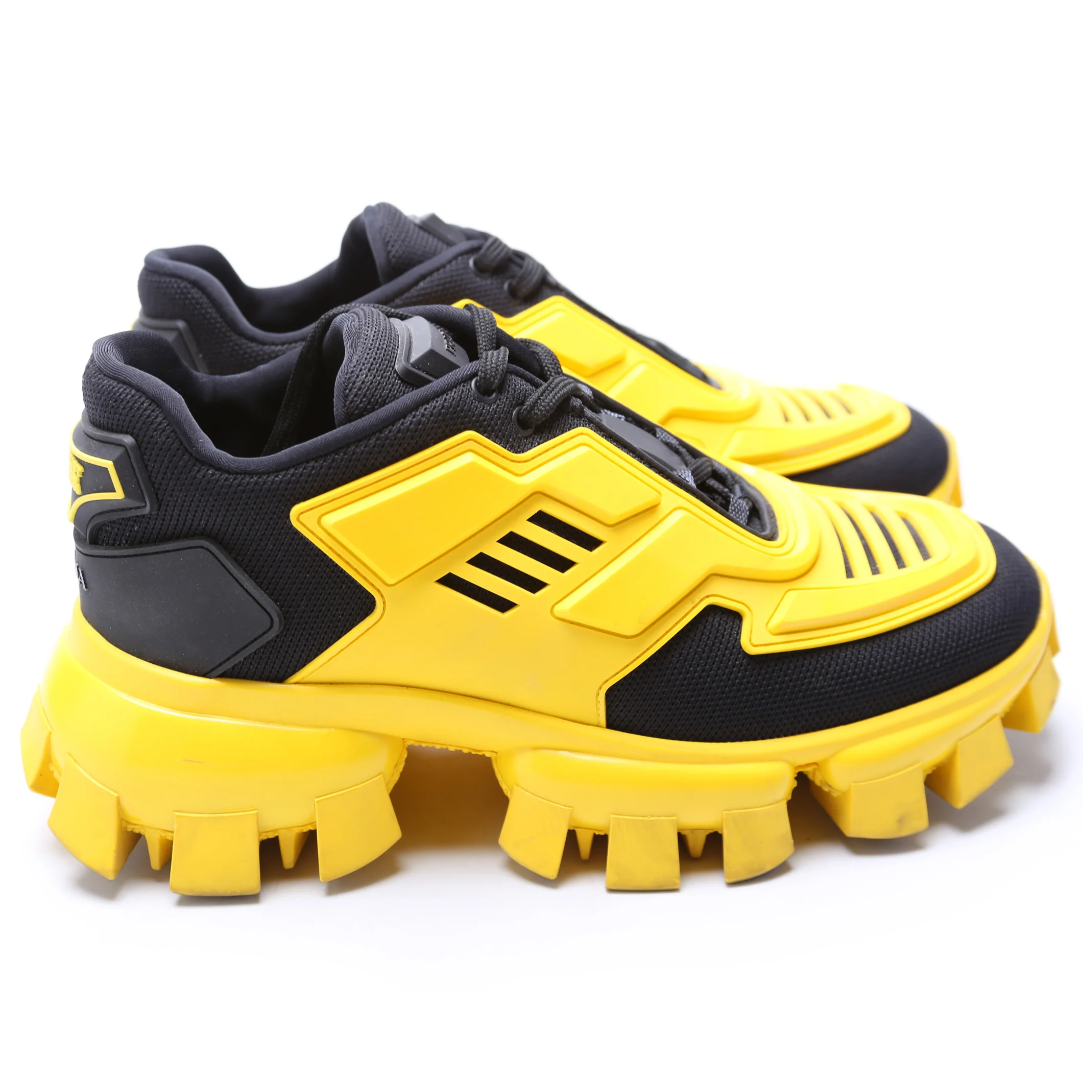 Cloudbust New Sneakers Size 38 - Image 4