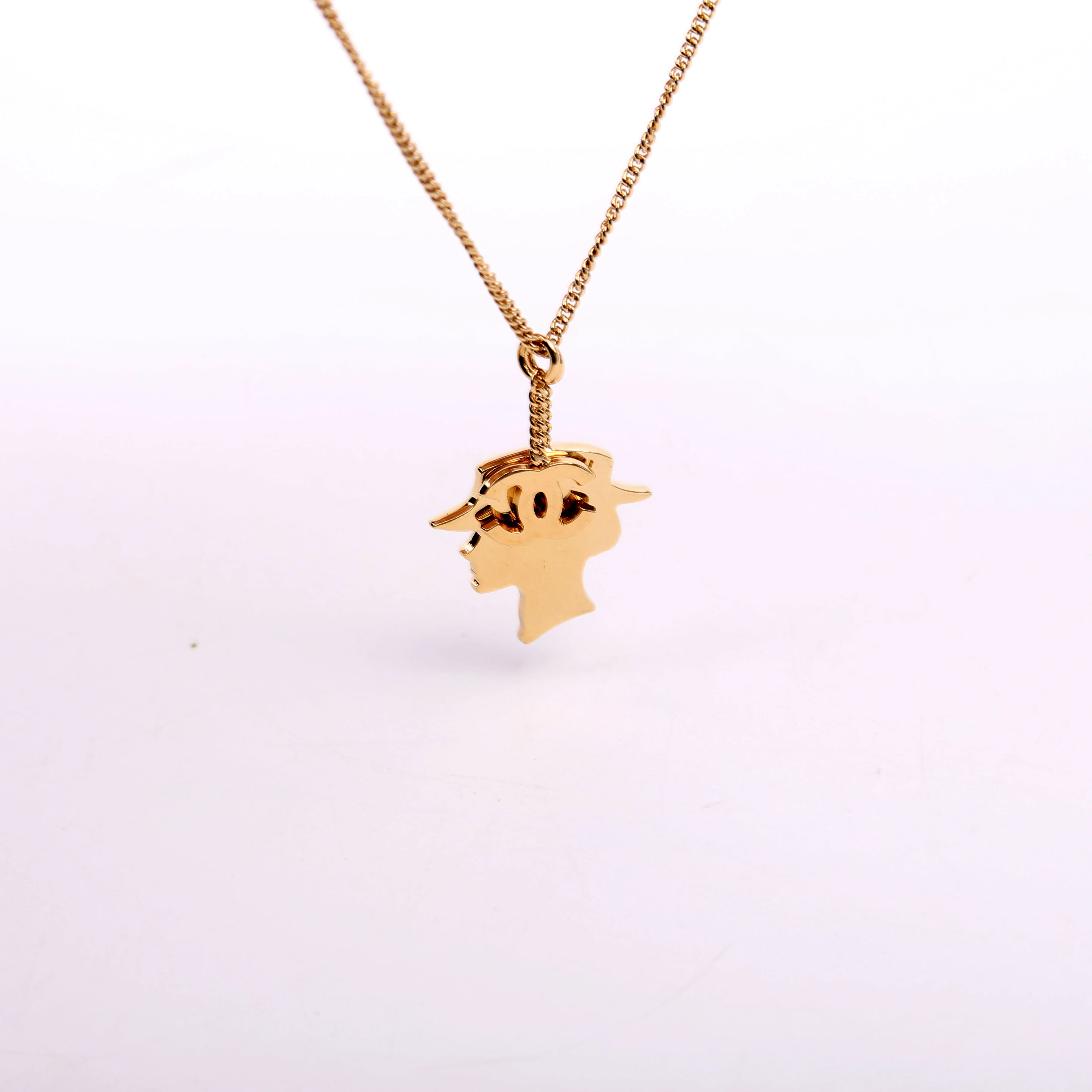 Coco Mademoiselle Pendant Necklace Gold - Image 4