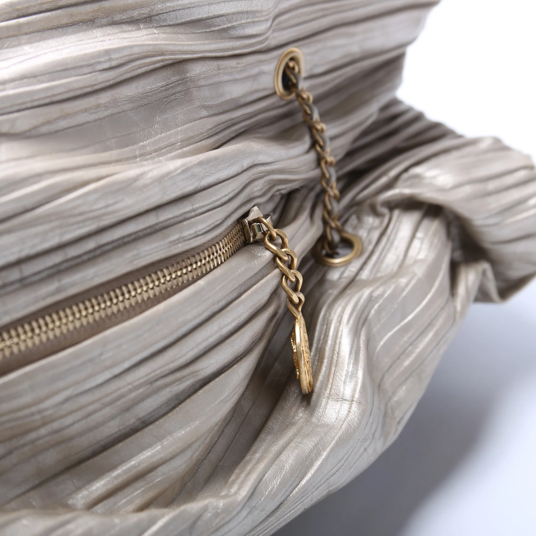 Coco Pleats Drawstring Iridescent Bag 25M Gold - Image 9
