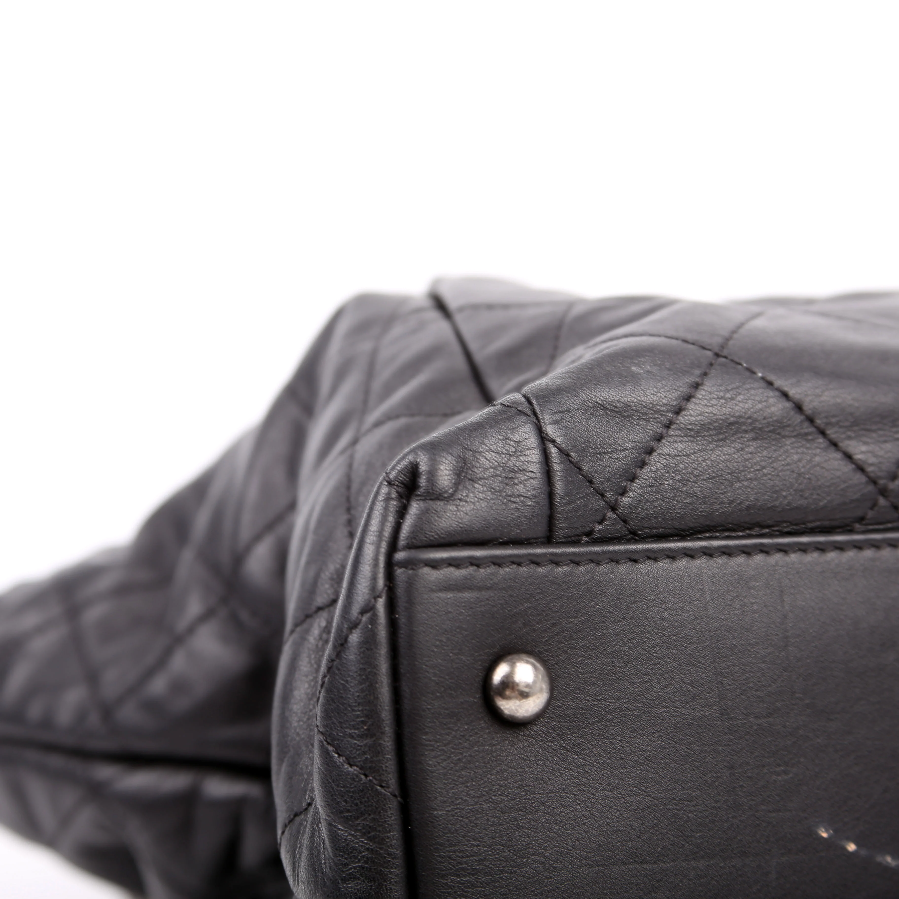 Coco Pleats Tote 16M Black - Image 6