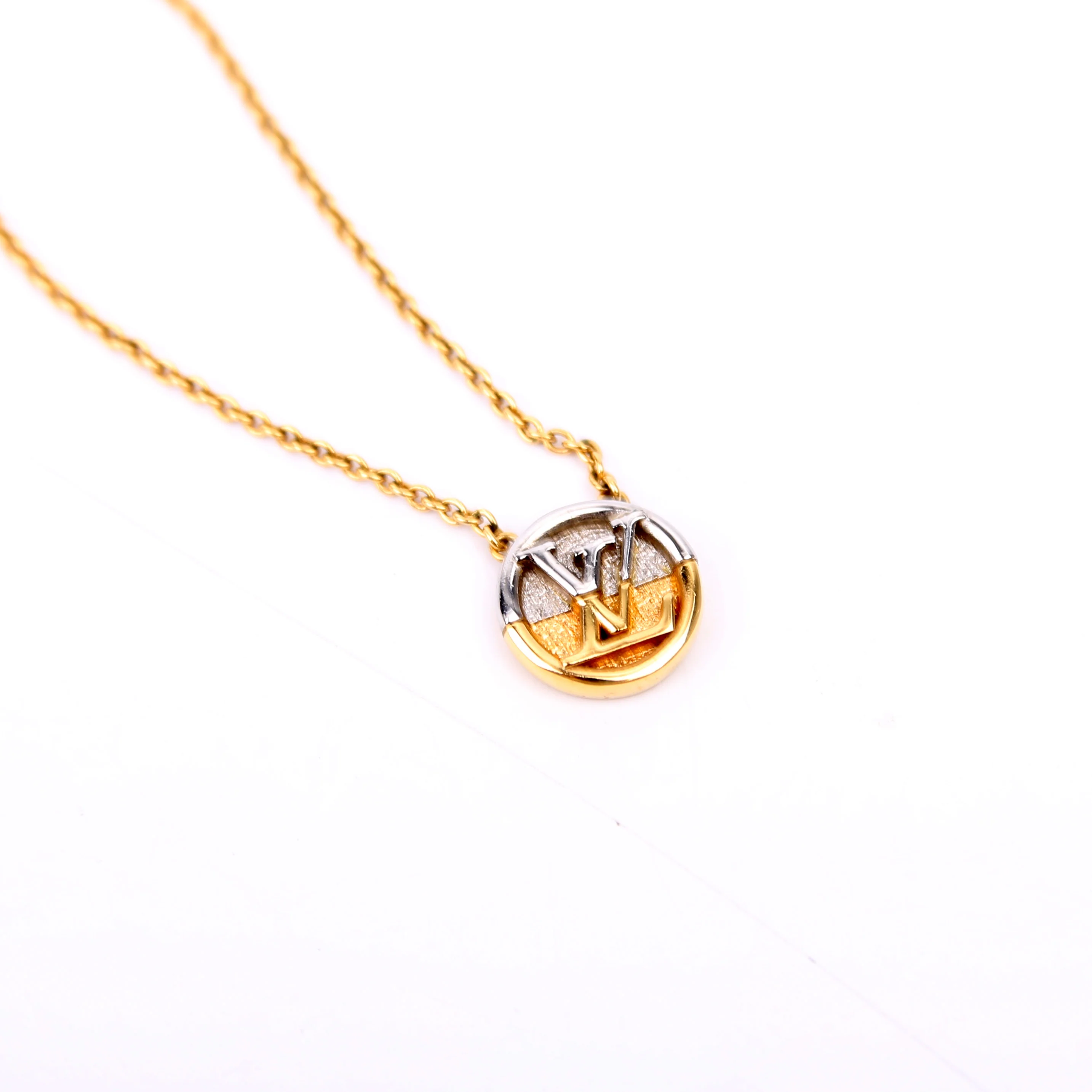 Collier L To V Necklace Gold - Image 2