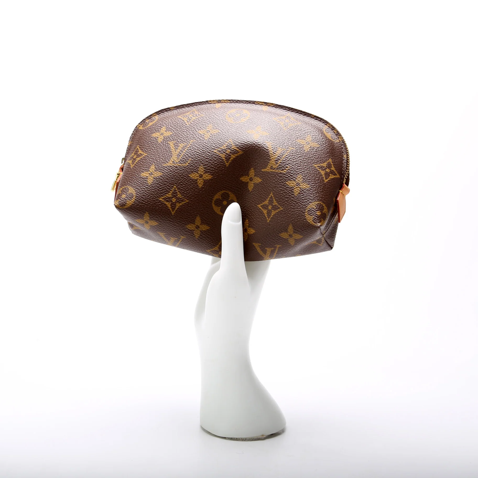 Cosmetic Pouch PM Monogram - Image 9