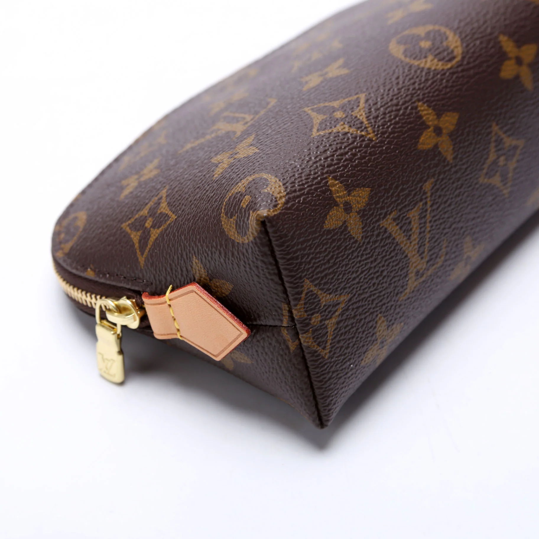 Cosmetic Pouch PM Monogram - Image 5