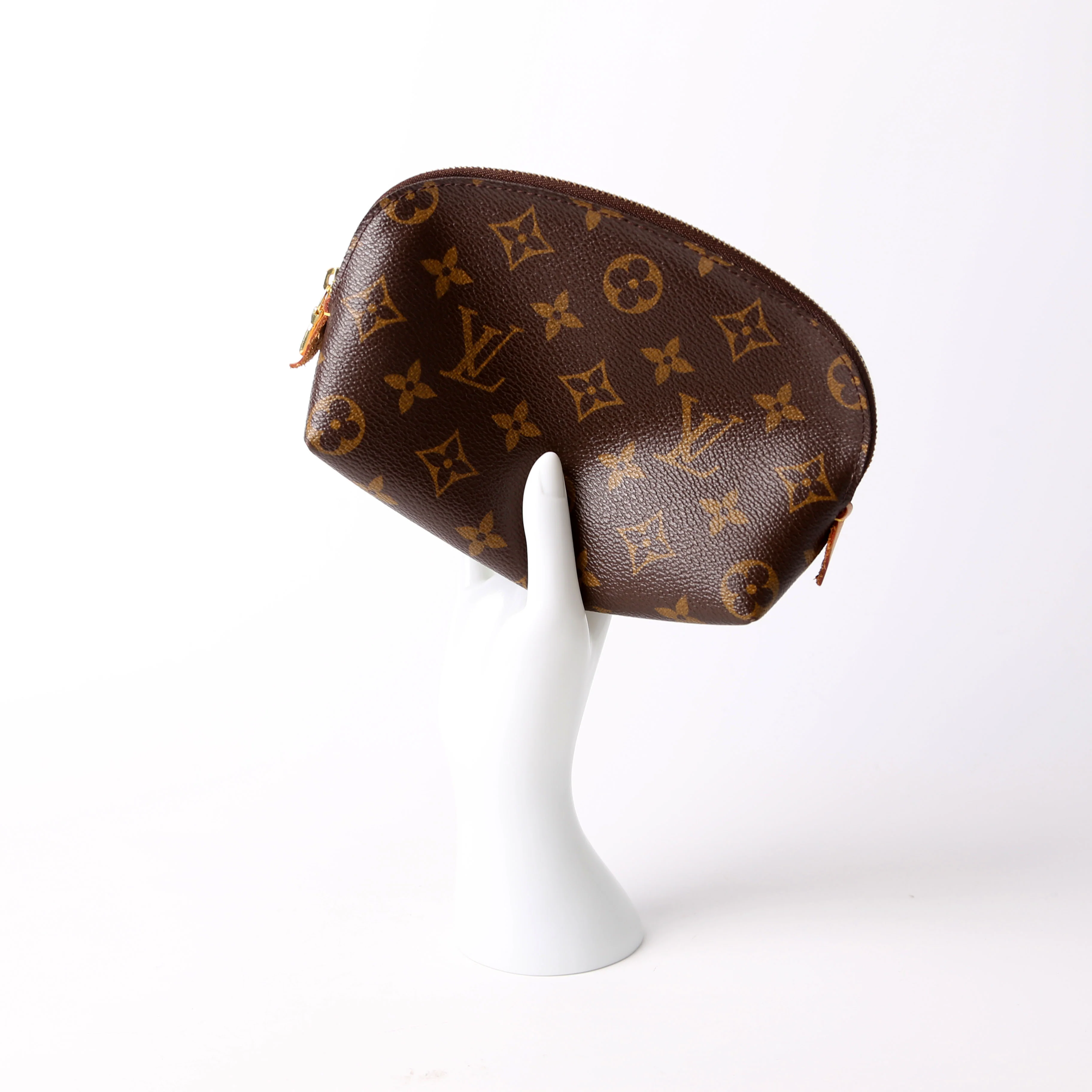 Cosmetic Pouch PM Monogram - Image 15