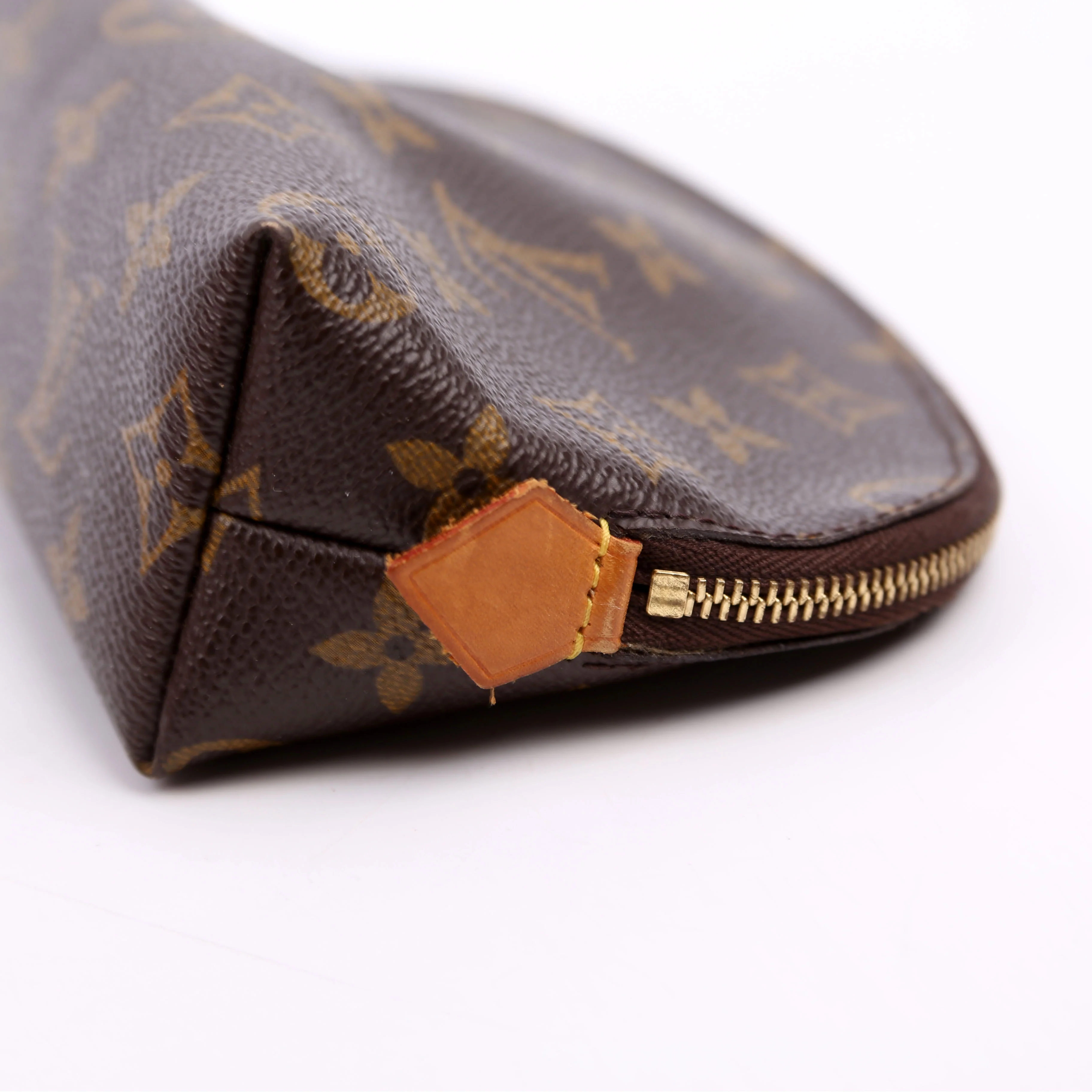 Cosmetic Pouch PM Monogram - Image 7