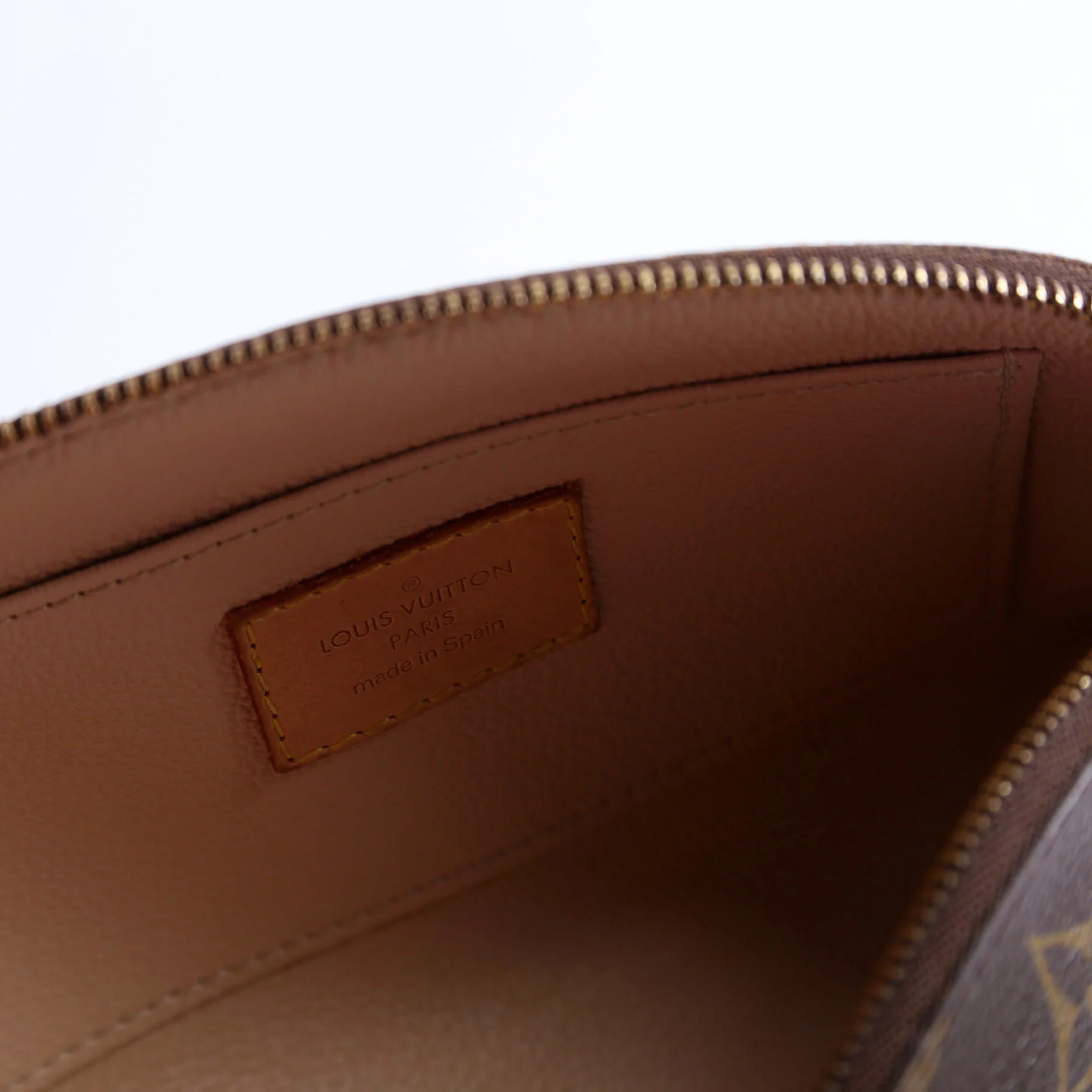 Cosmetic Pouch PM Monogram - Image 7