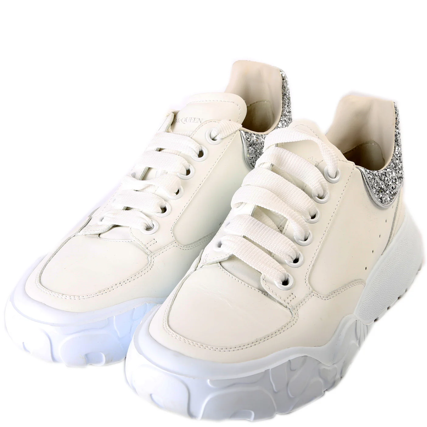 Court Sneakers Size 39