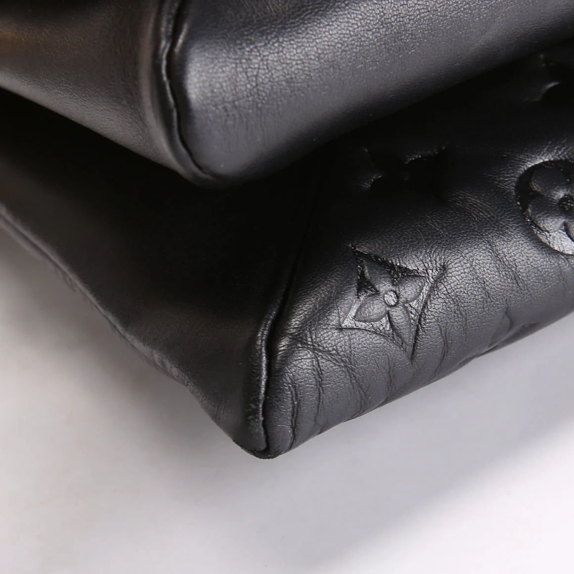 Coussin MM Lambskin Black - Image 7