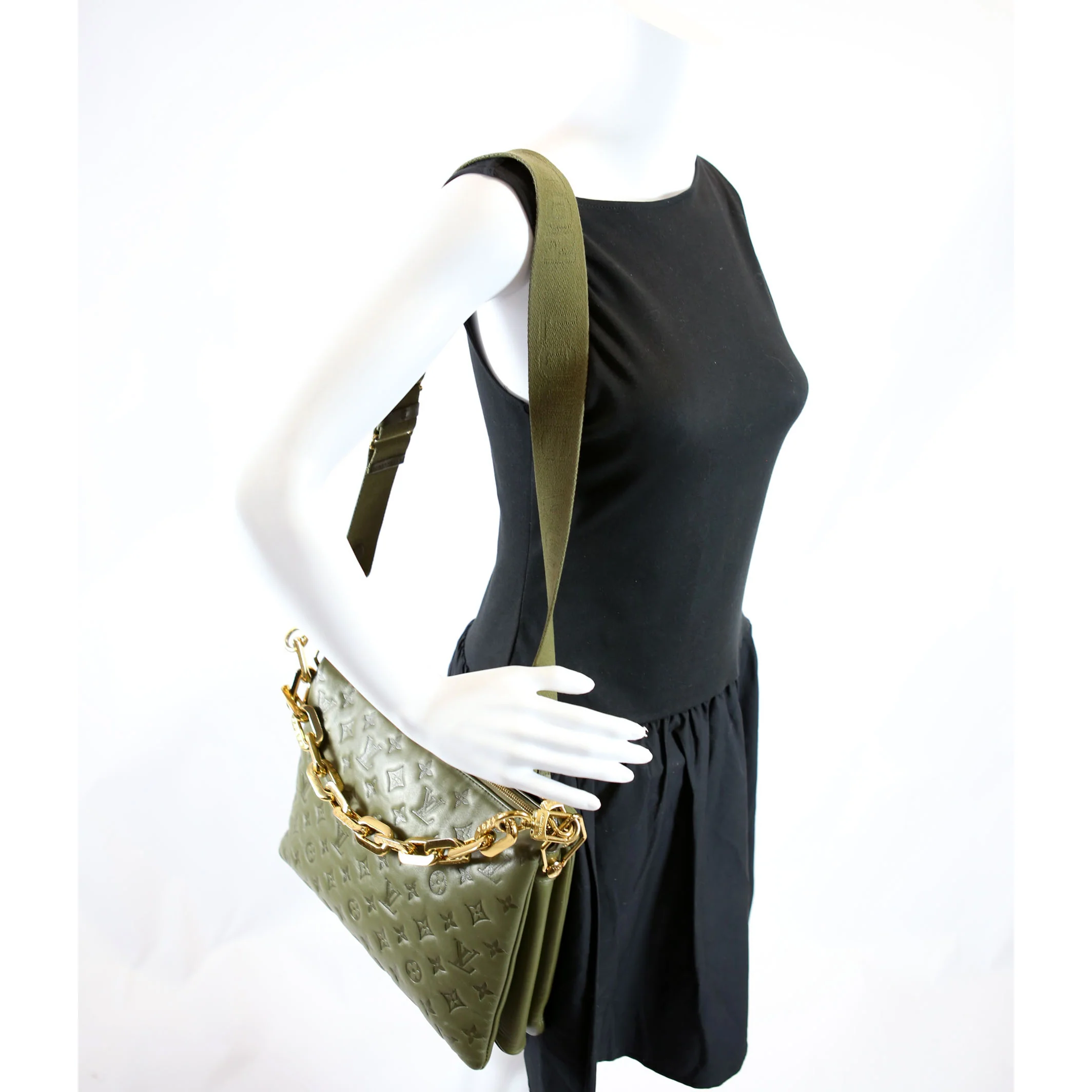 Coussin MM Lambskin Green - Image 13