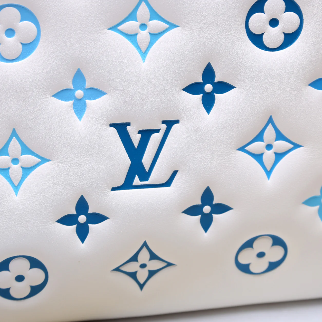 Coussin PM NV By The Pool White/Blue - Image 7