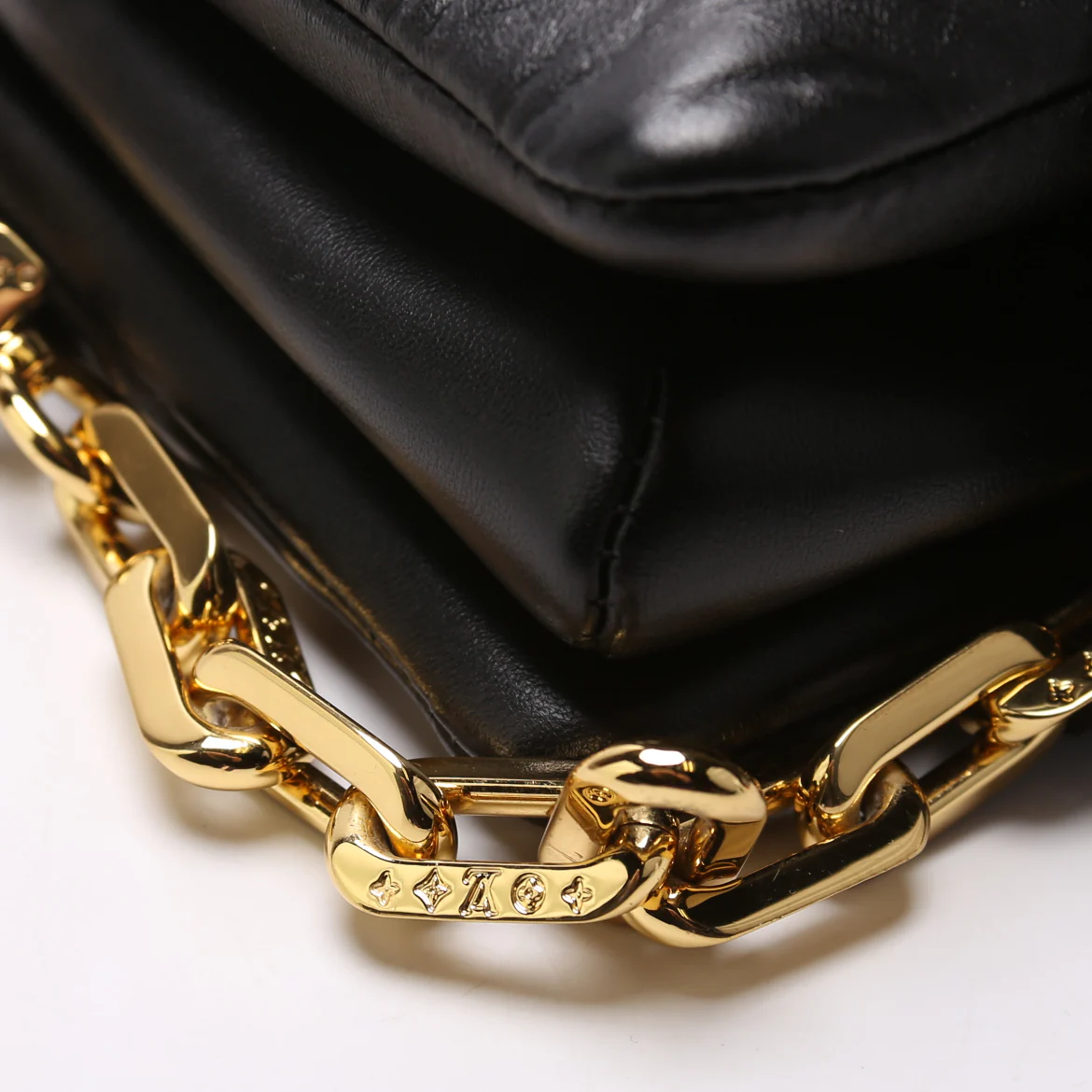 Coussin PM NV Lambskin Black - Image 6