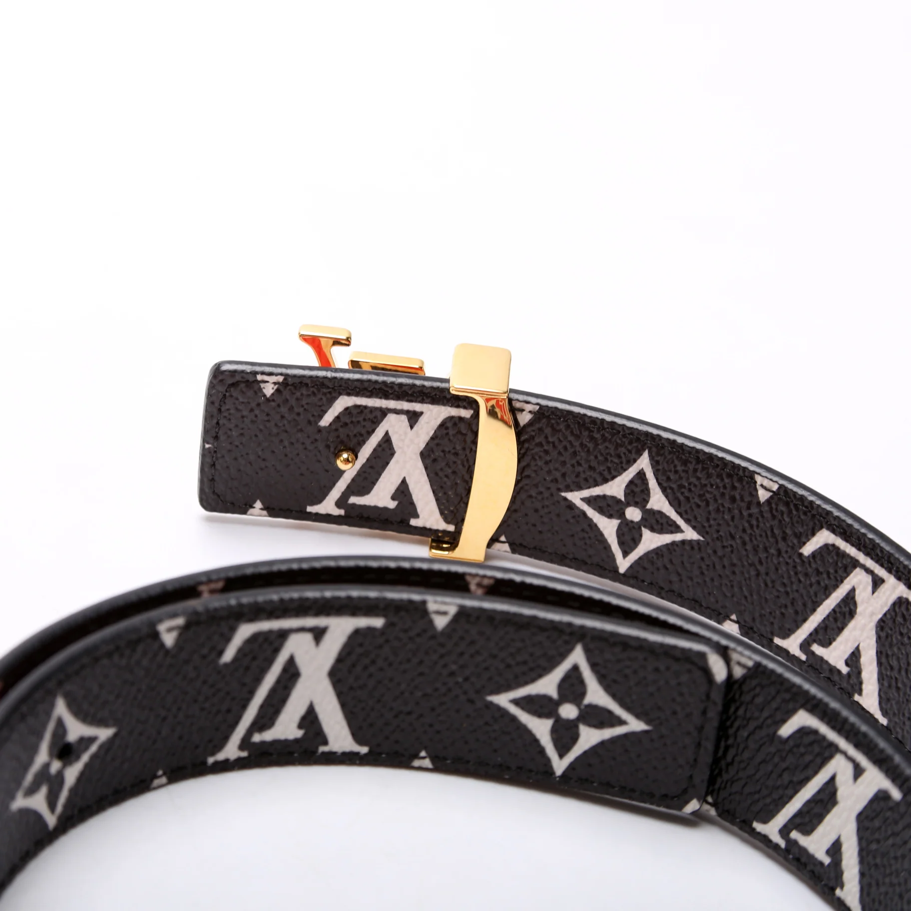 Crafty Iconic 30MM Reversible Belt Size 85/32 Red/Black - Image 4