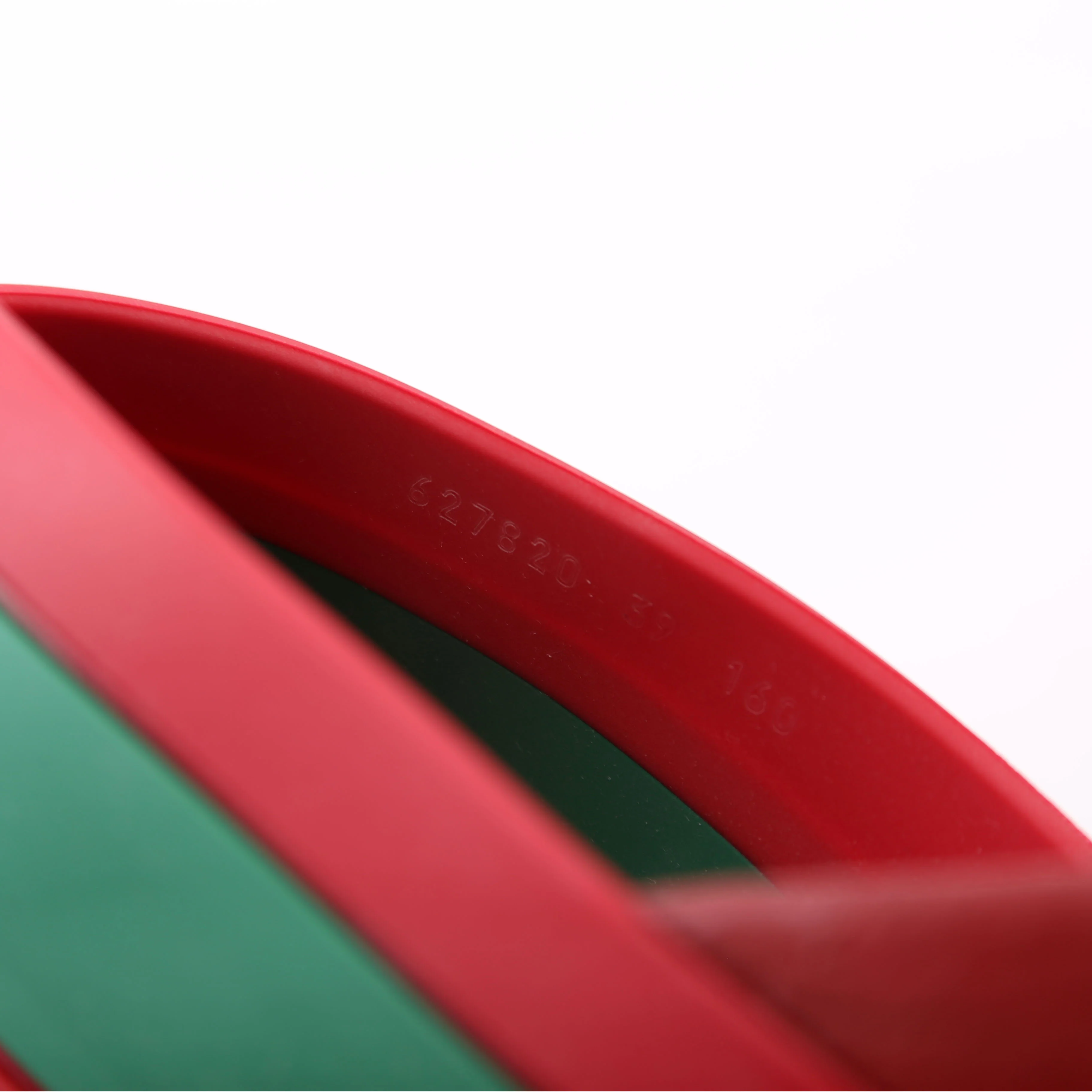Criss Cross Rubber Slides Size 39 Red/Green - Image 7